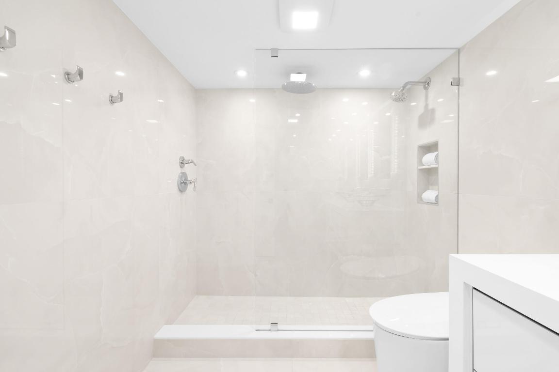 5510 N Ocean Drive 17b