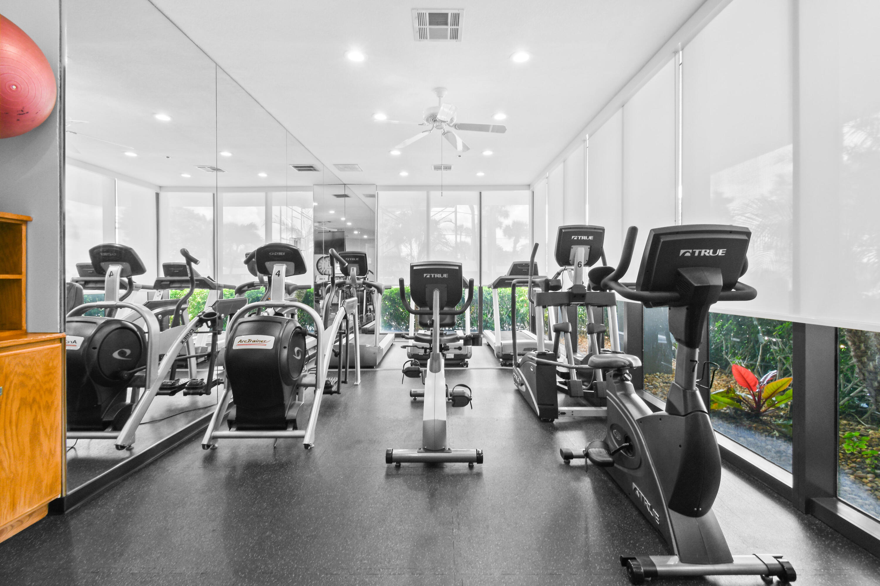 5510 N Ocean Drive 17b