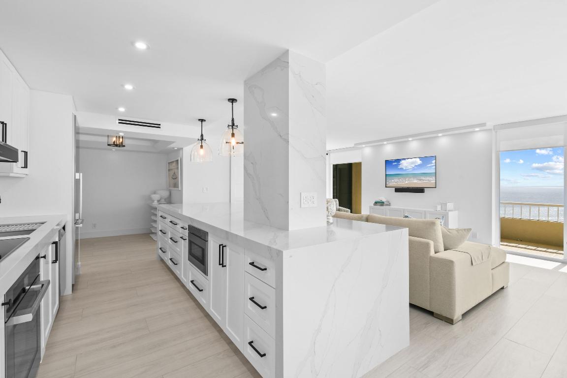 5510 N Ocean Drive 17b