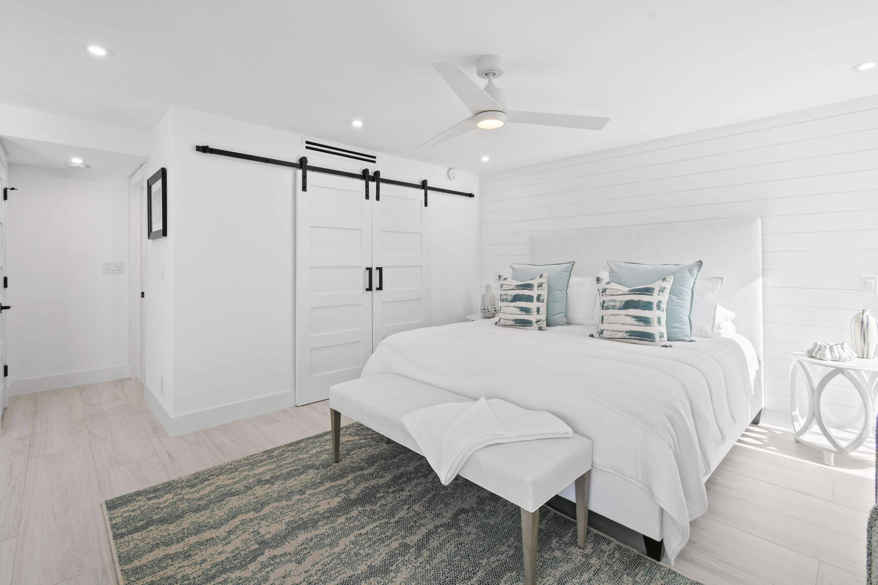 5510 N Ocean Drive 17b