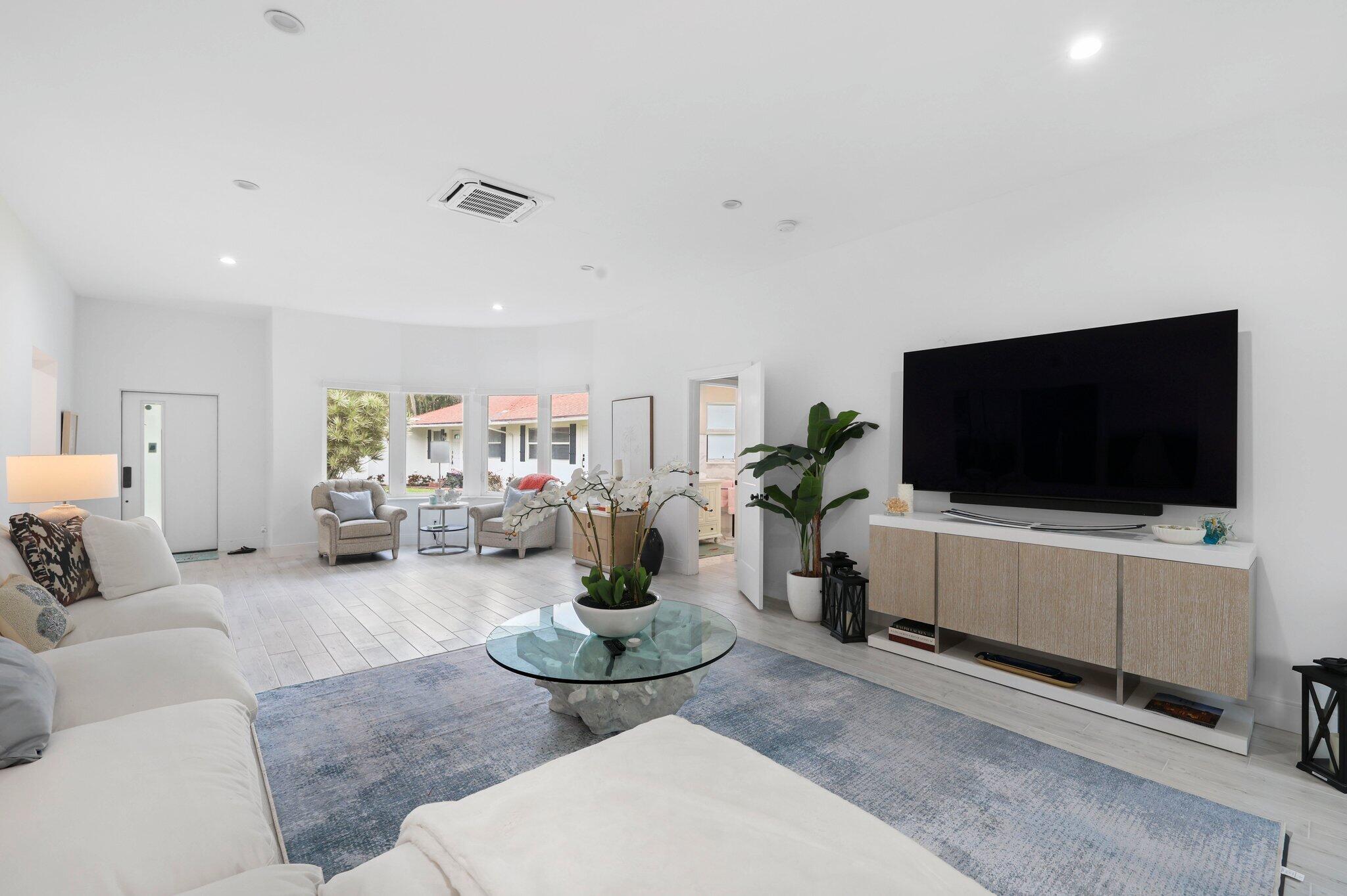 1123 Highland Beach Drive Unit: 1