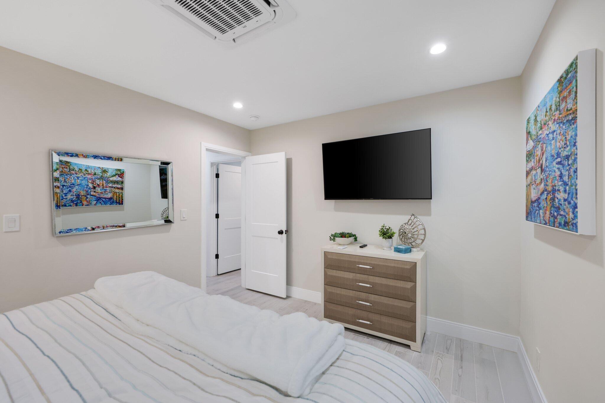 1123 Highland Beach Drive Unit: 1