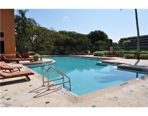1745 Palm Cove Boulevard 3-101