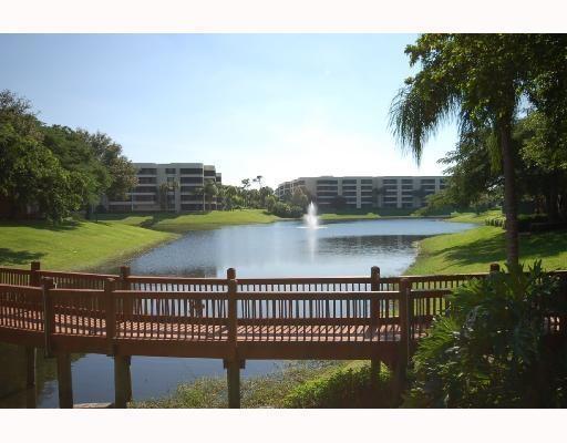 1745 Palm Cove Boulevard 3-101
