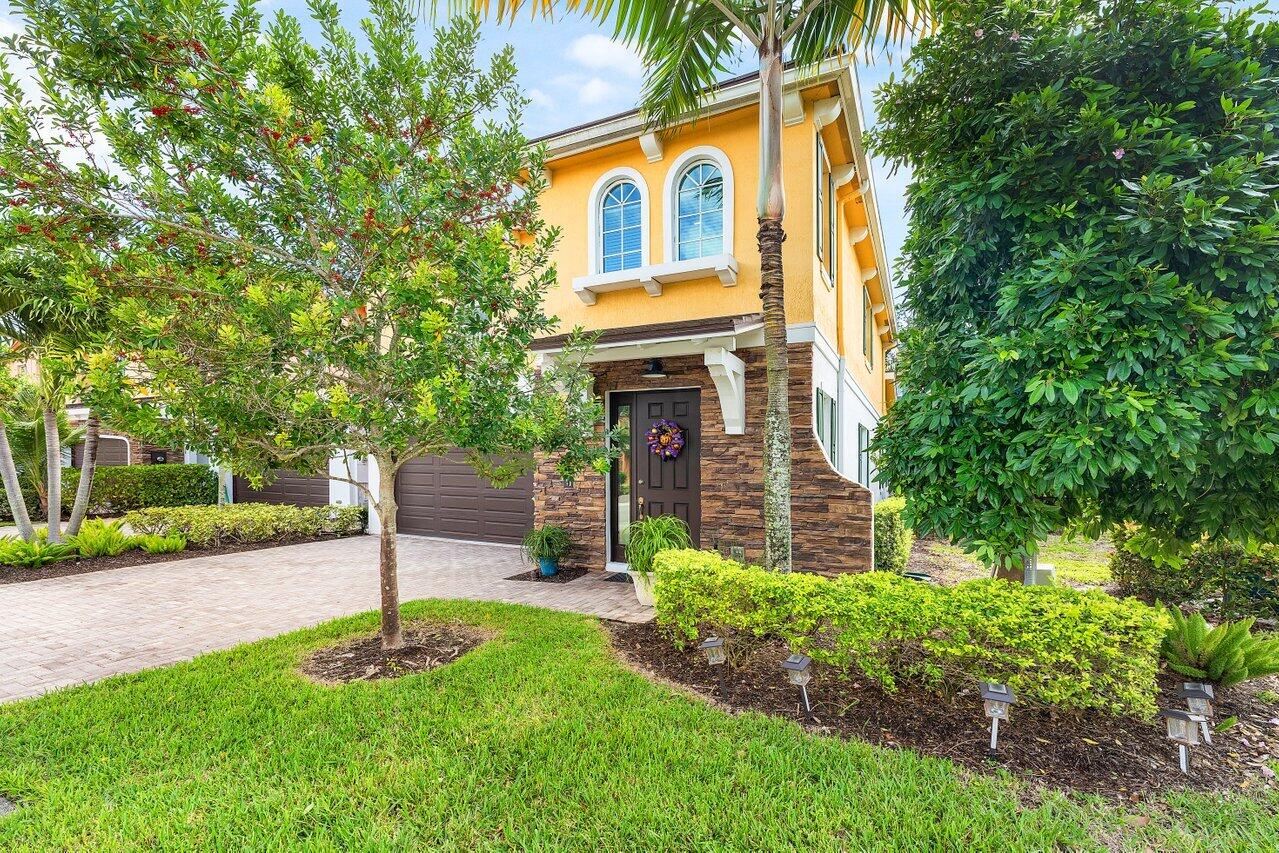 12832 Trevi Isle Drive