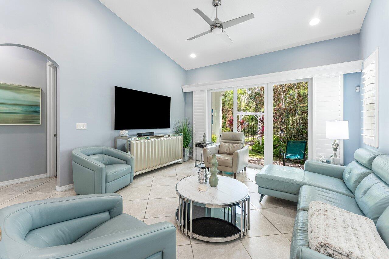 12832 Trevi Isle Drive