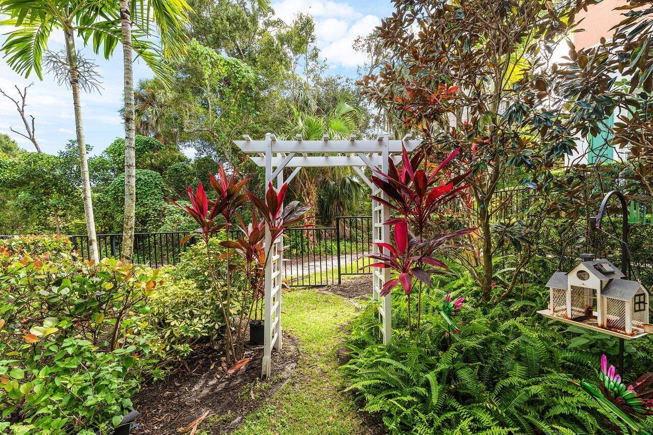 12832 Trevi Isle Drive