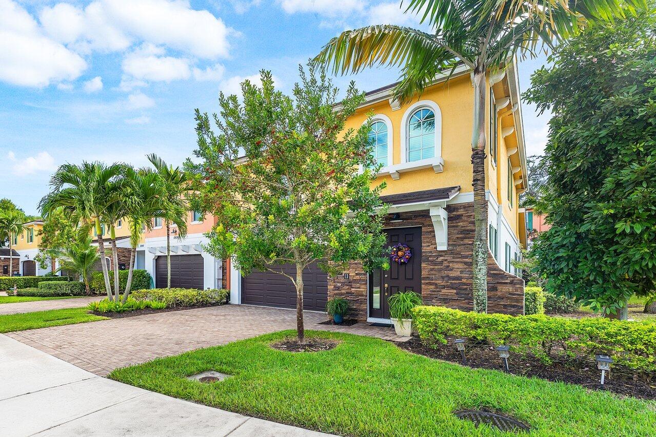 12832 Trevi Isle Drive