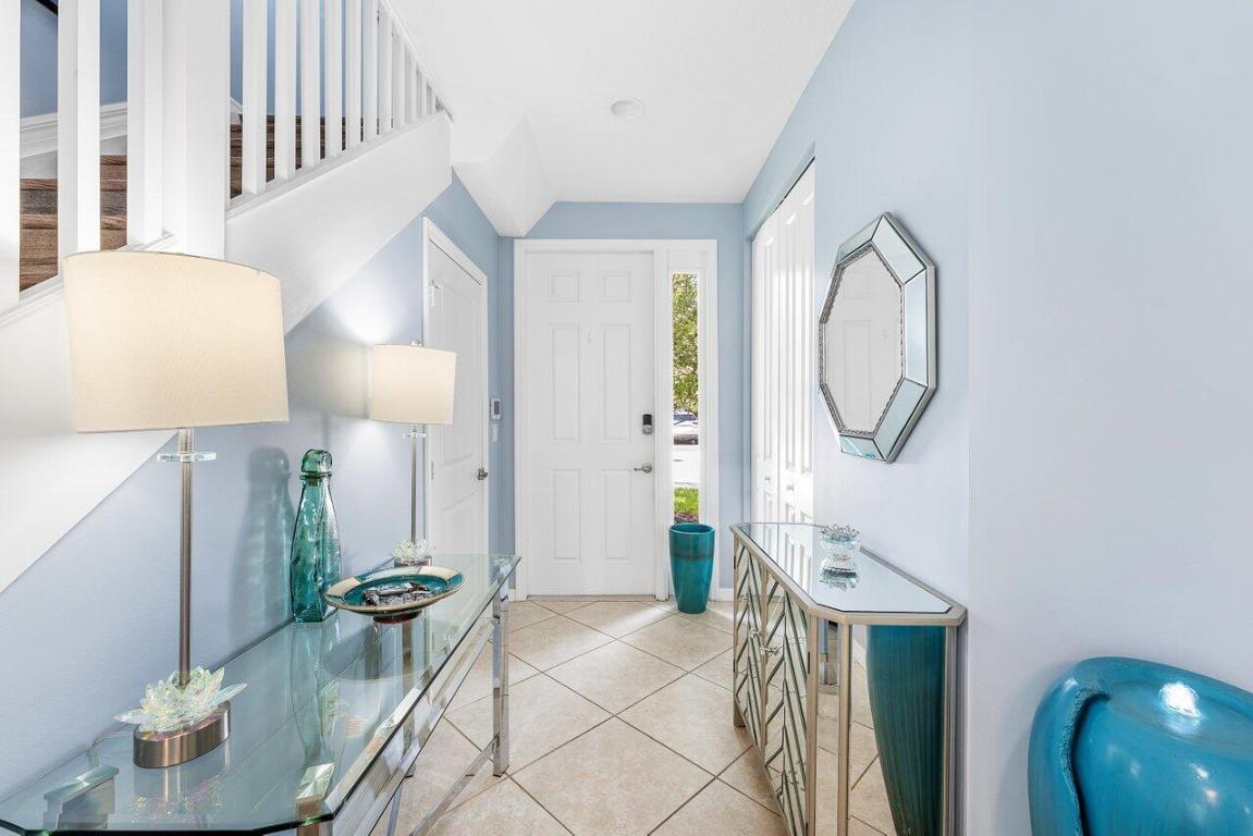 12832 Trevi Isle Drive