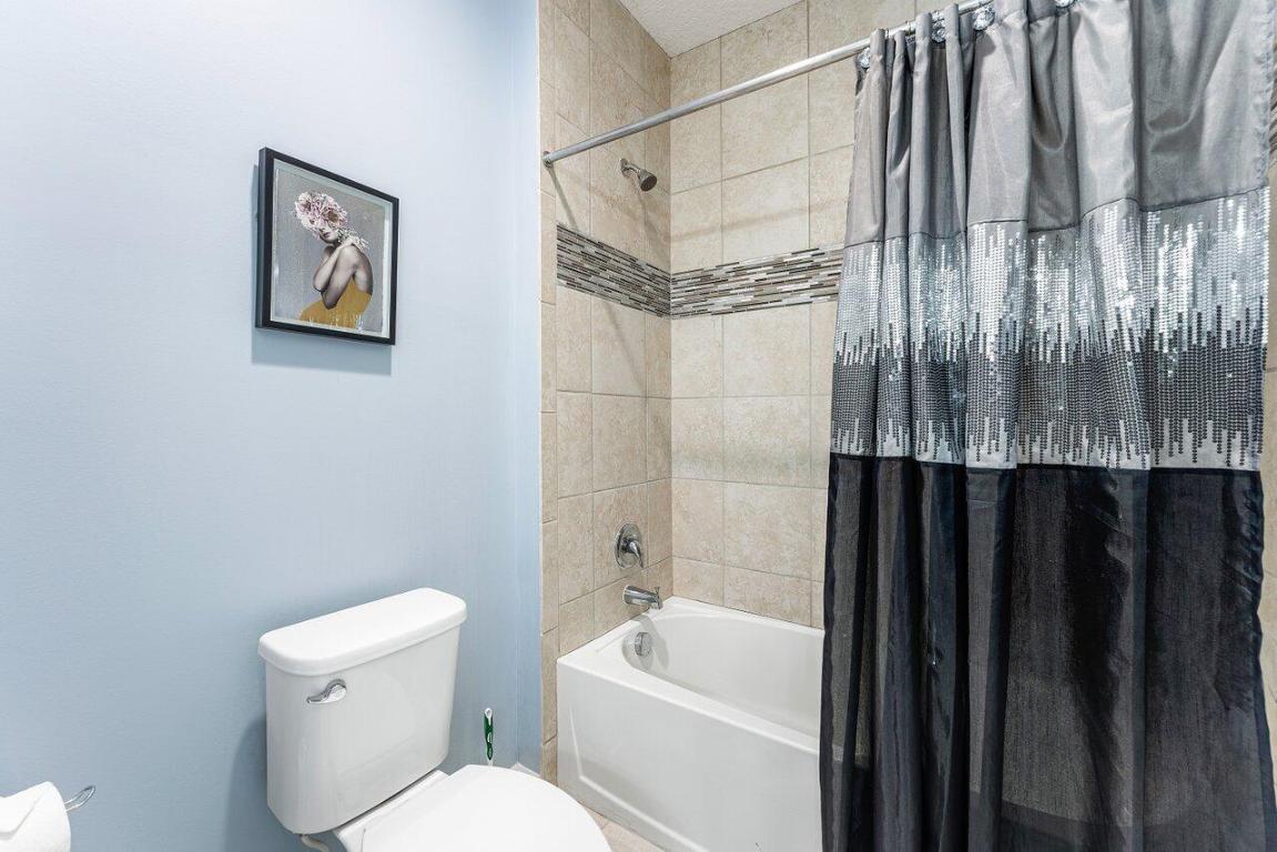 12832 Trevi Isle Drive