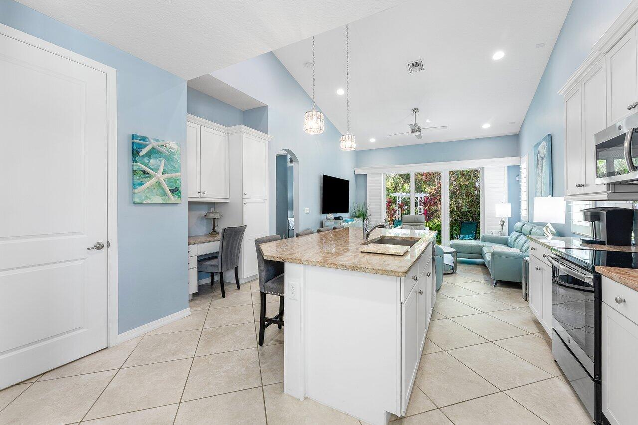 12832 Trevi Isle Drive