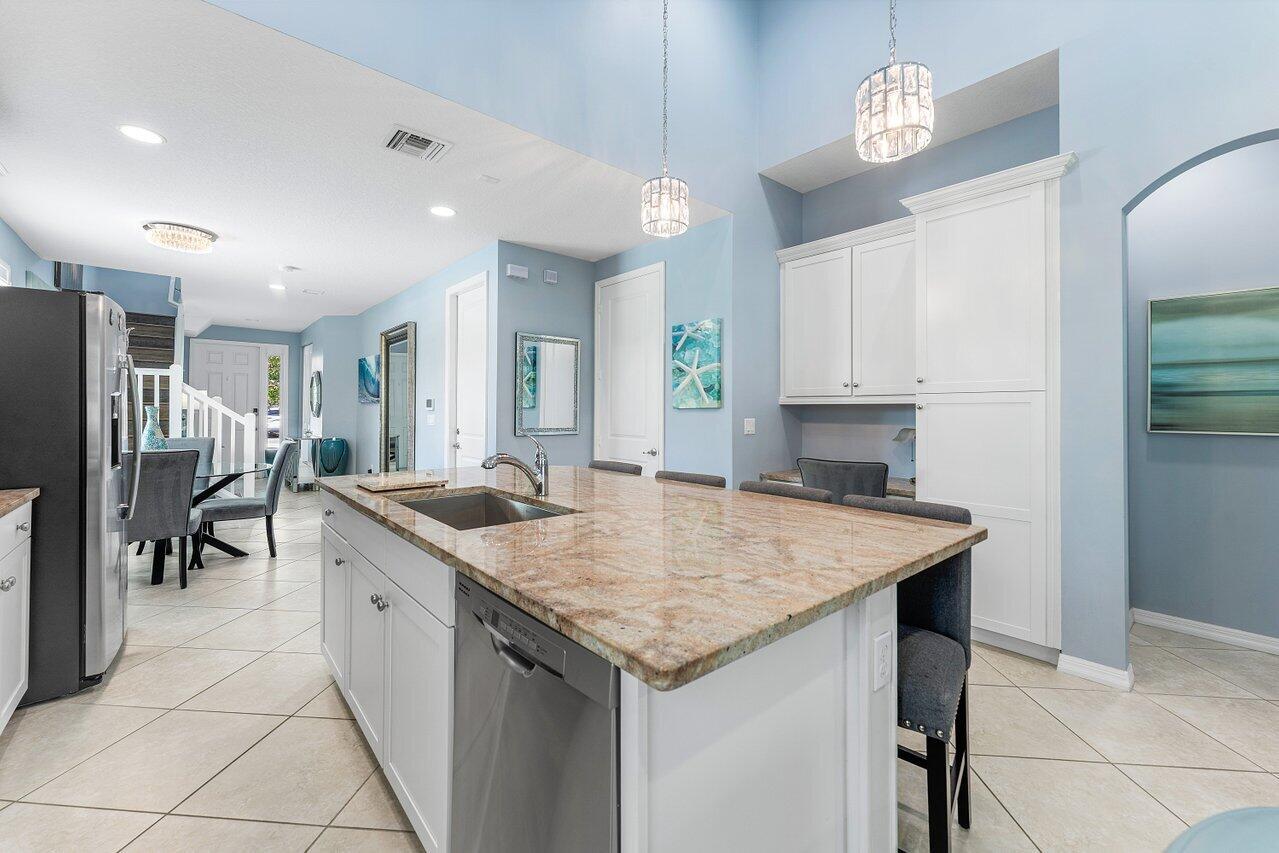 12832 Trevi Isle Drive