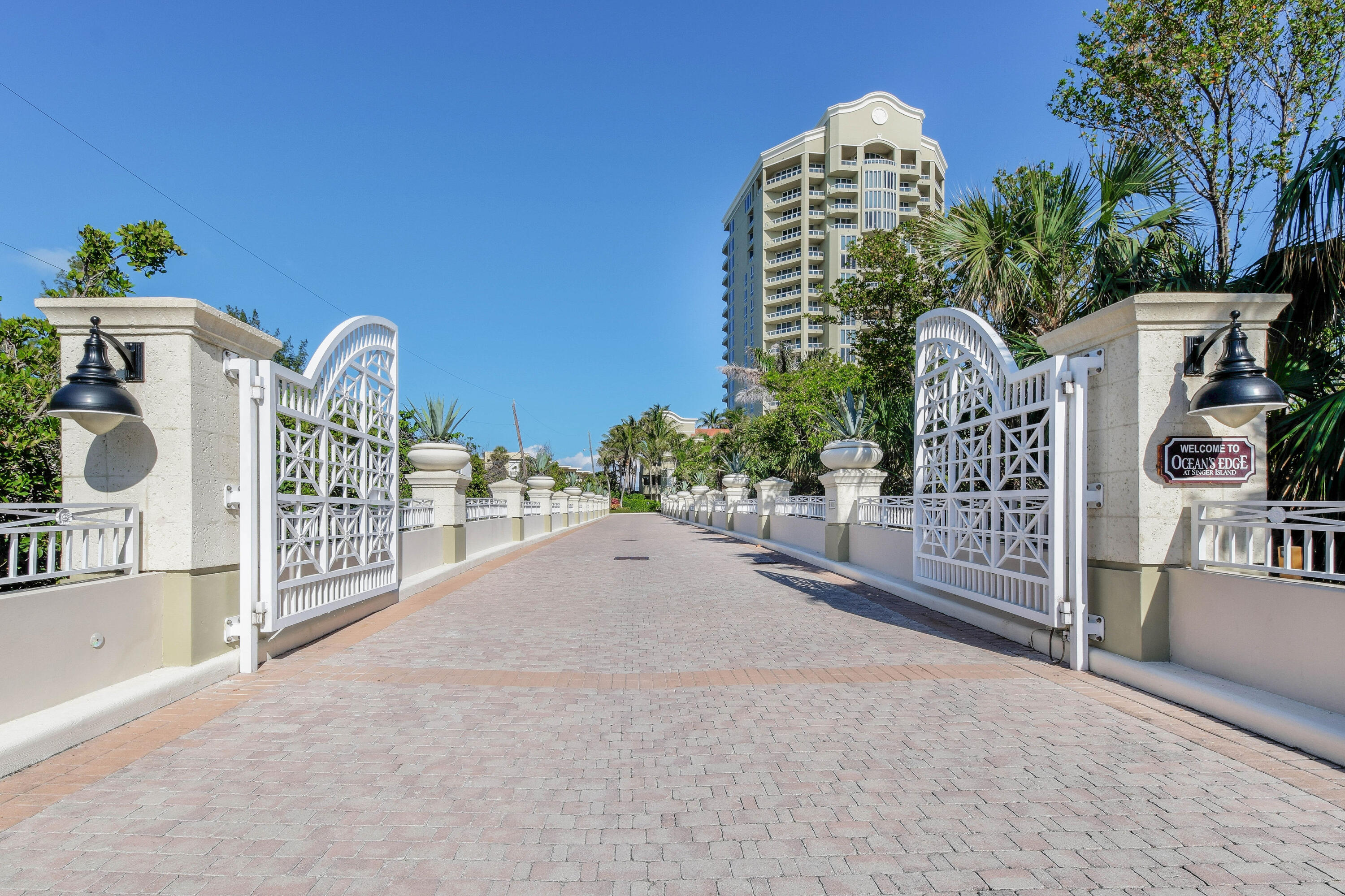5050 N Ocean Drive 702