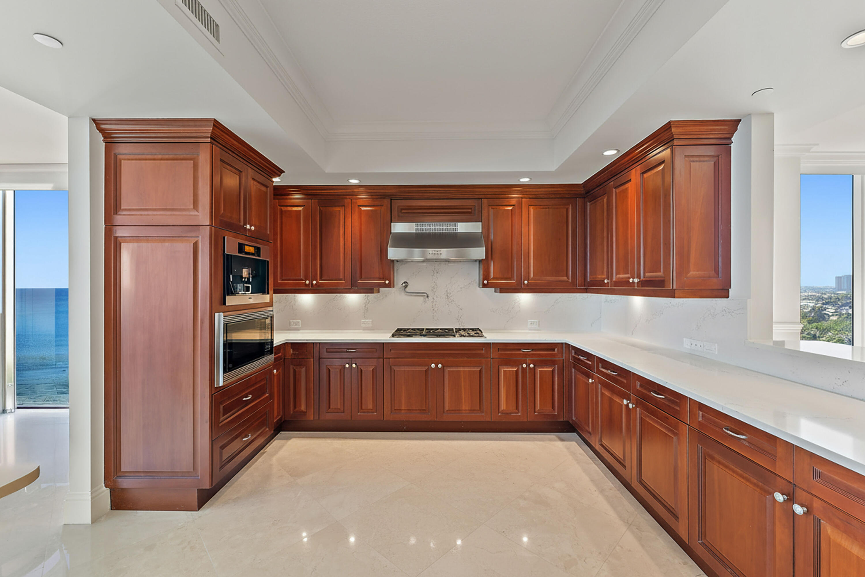 5050 N Ocean Drive 702