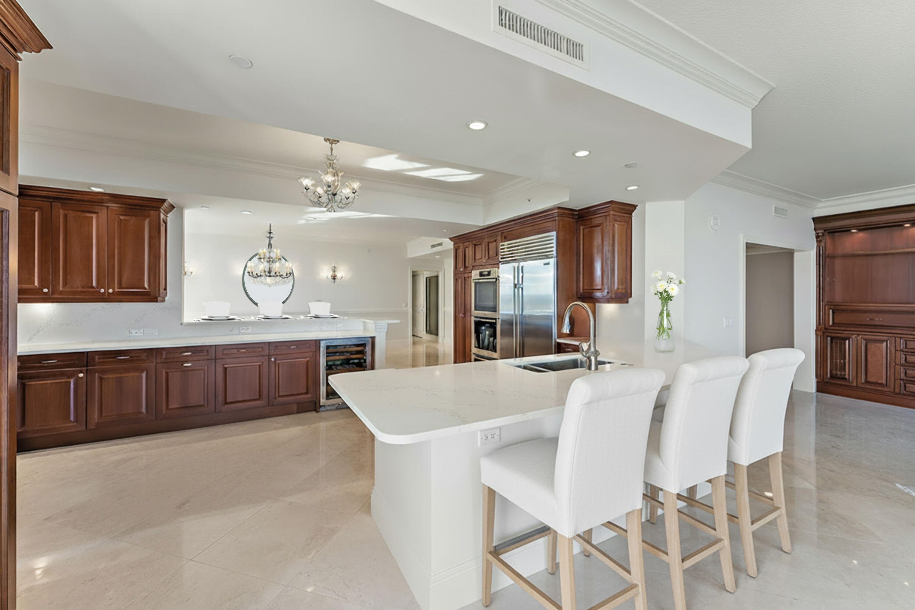 5050 N Ocean Drive 702