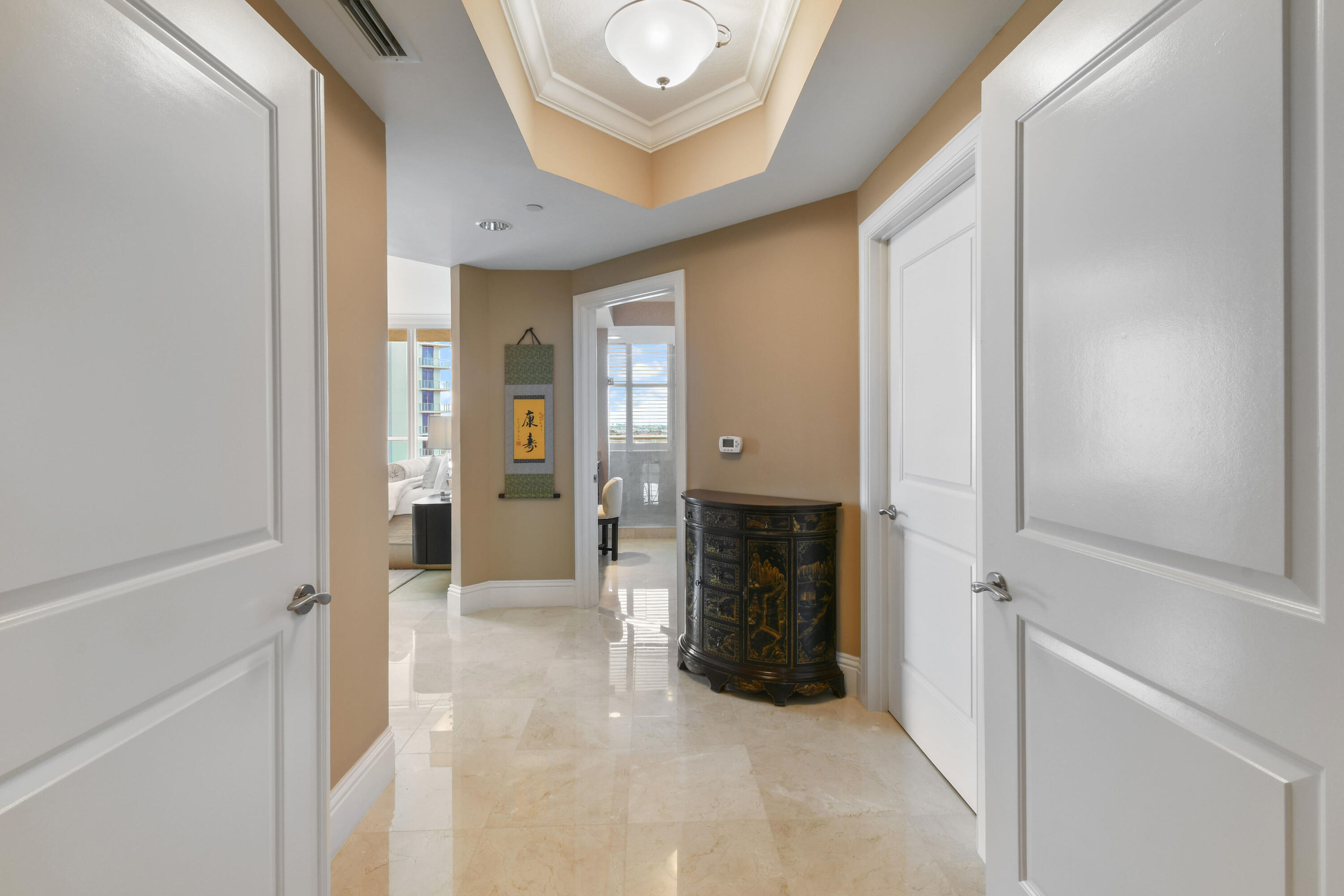 5050 N Ocean Drive 703