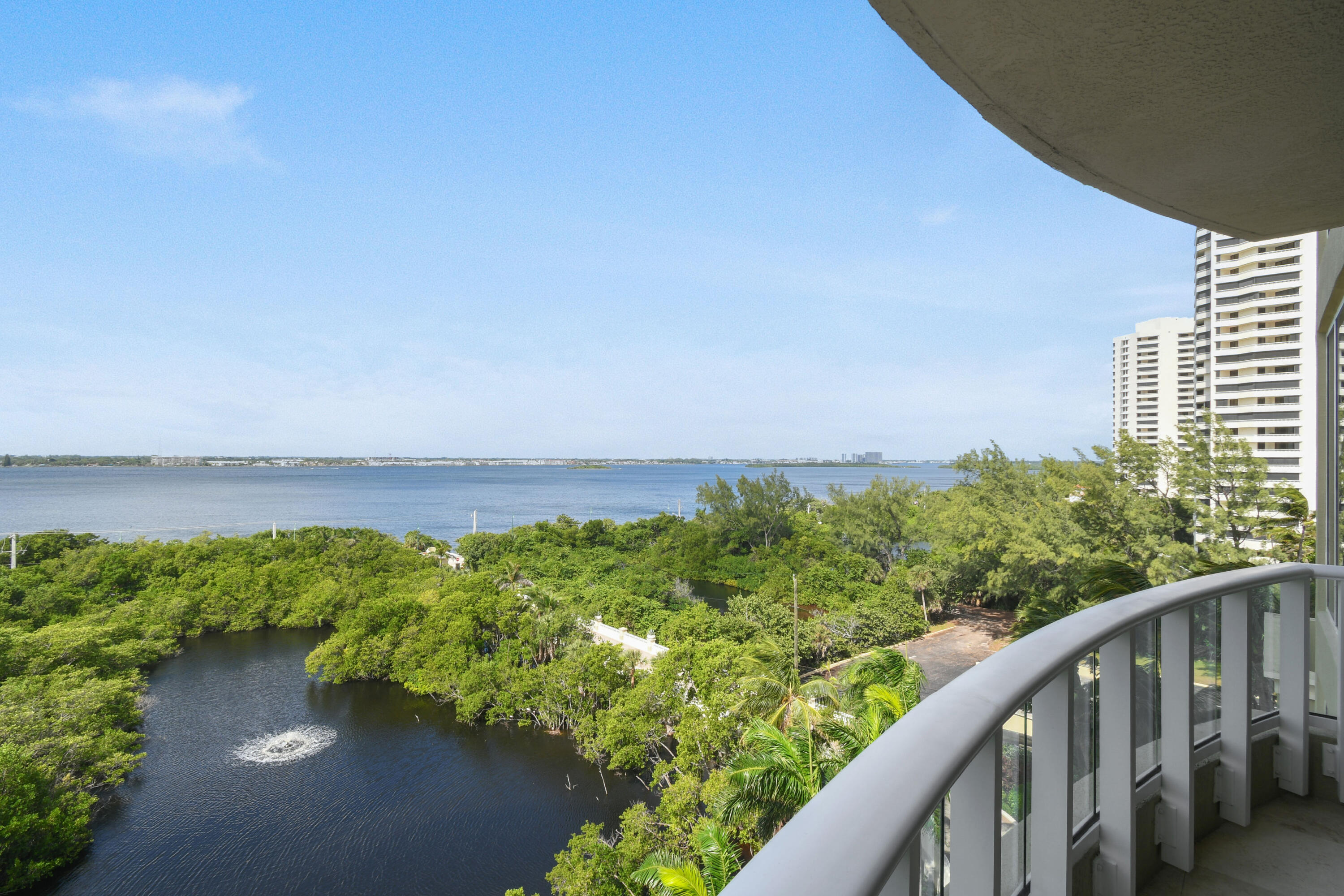 5050 N Ocean Drive 703