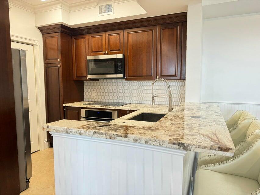 1660 Renaissance Commons Boulevard 2619