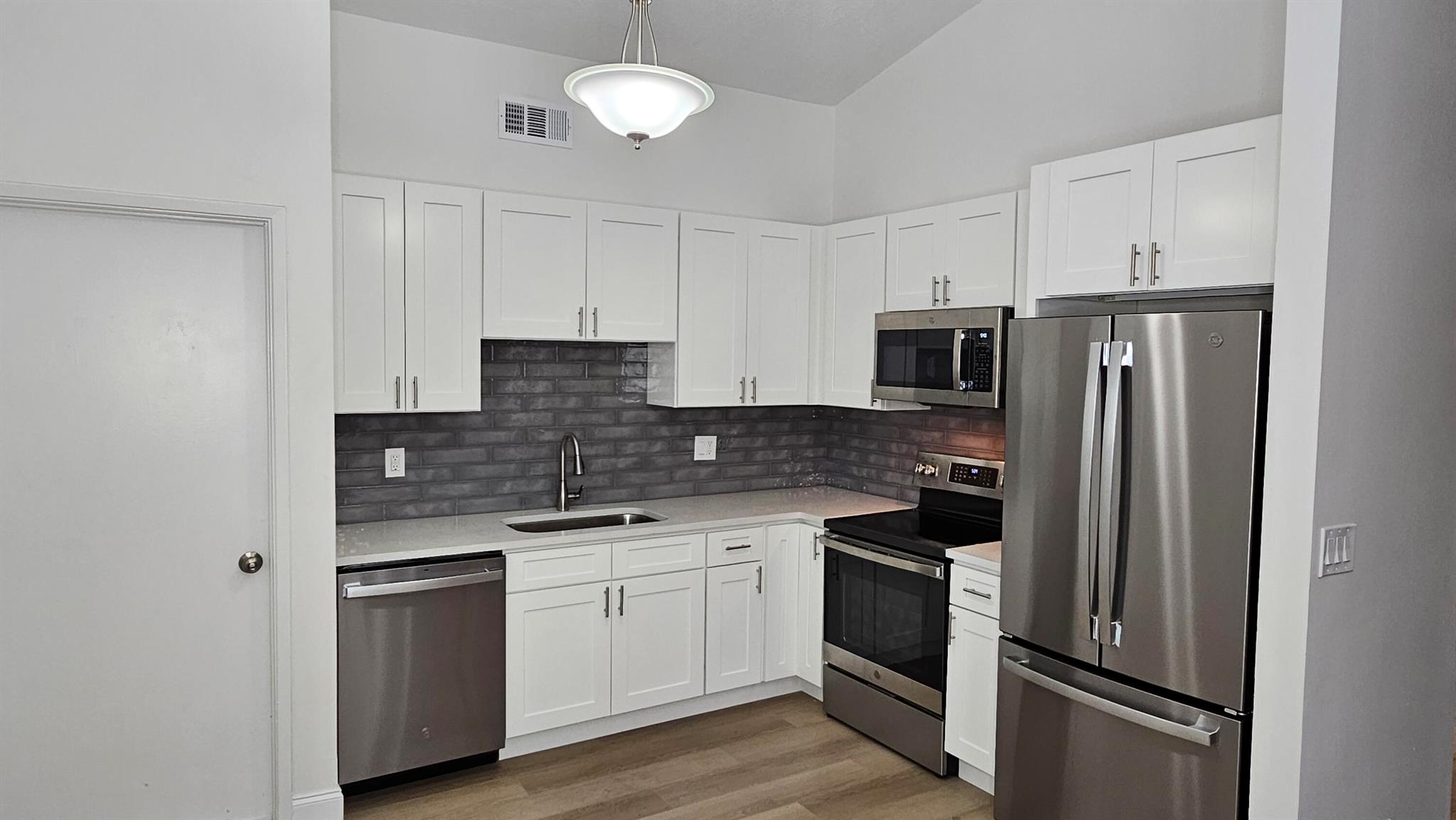 18974 Cloud Lake Circle