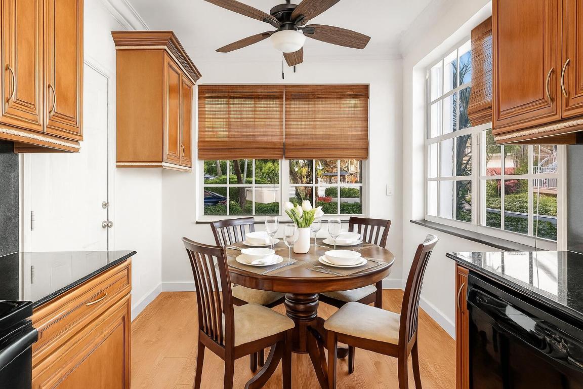 1998 NE 7th Street 101