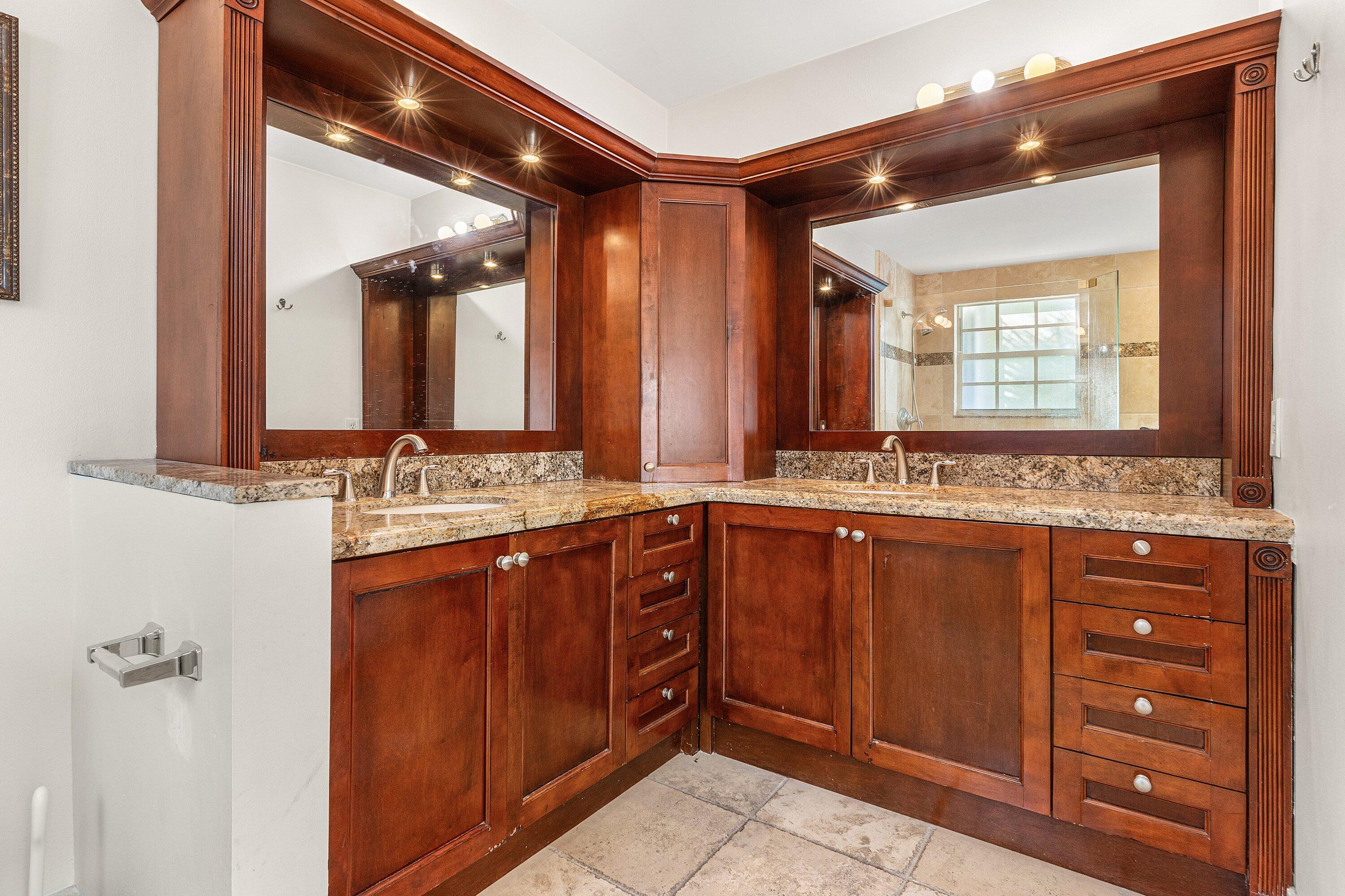 1998 NE 7th Street 101