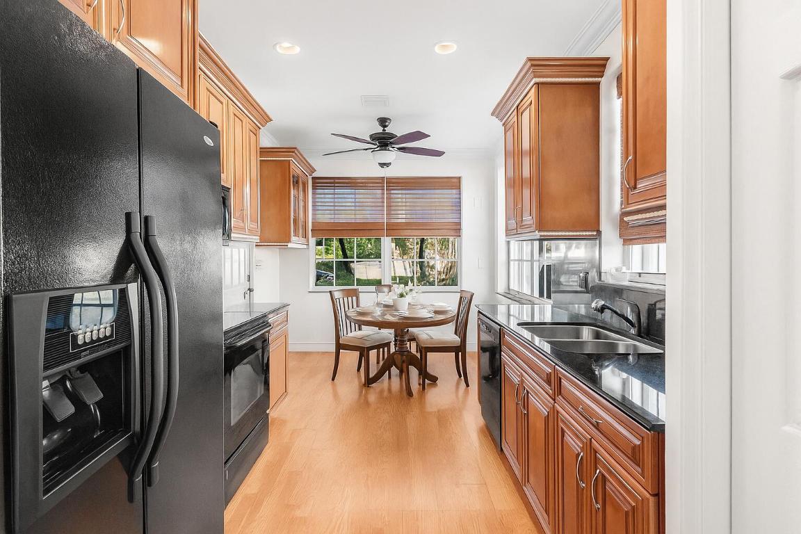 1998 NE 7th Street 101