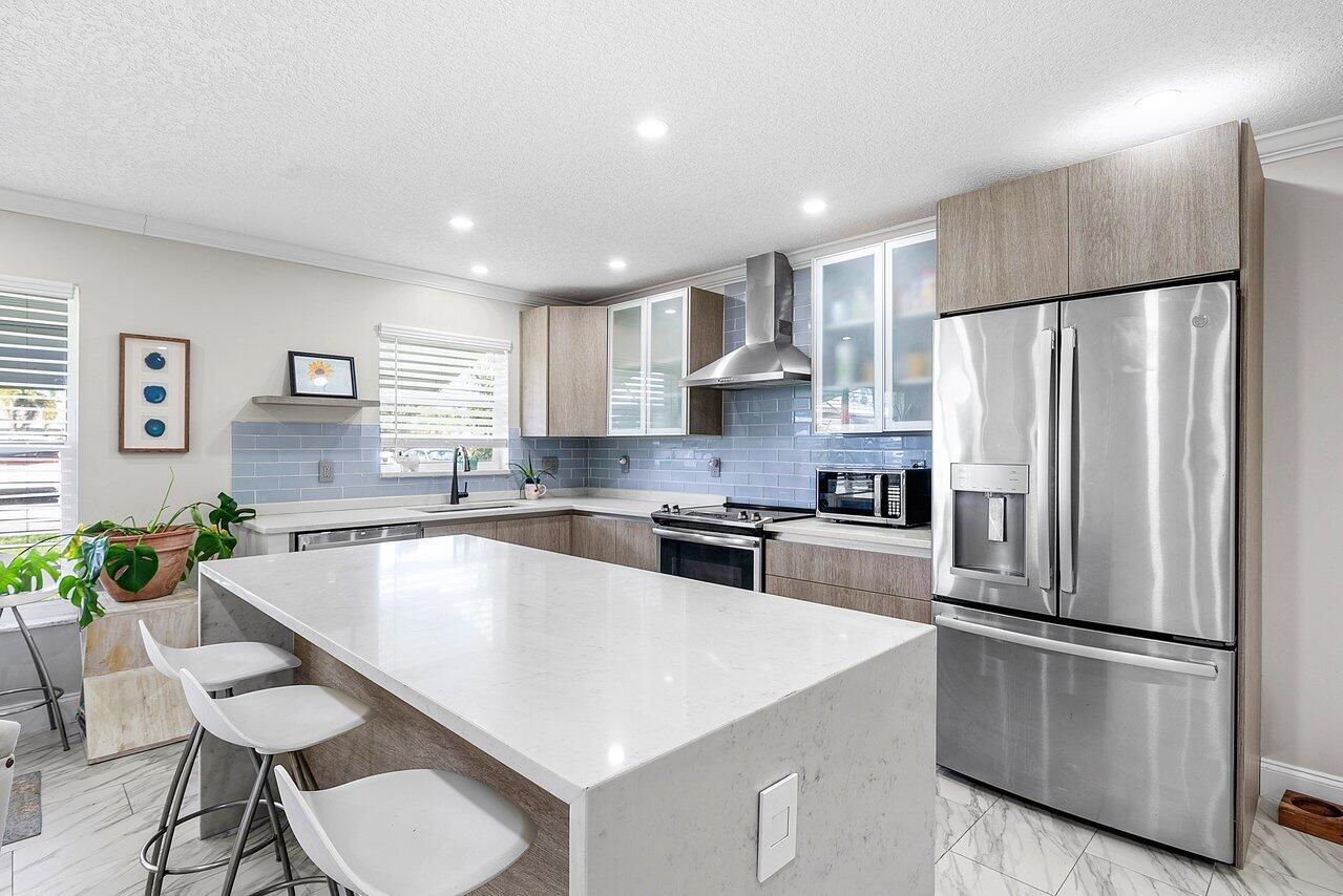 810 High Point Drive W C