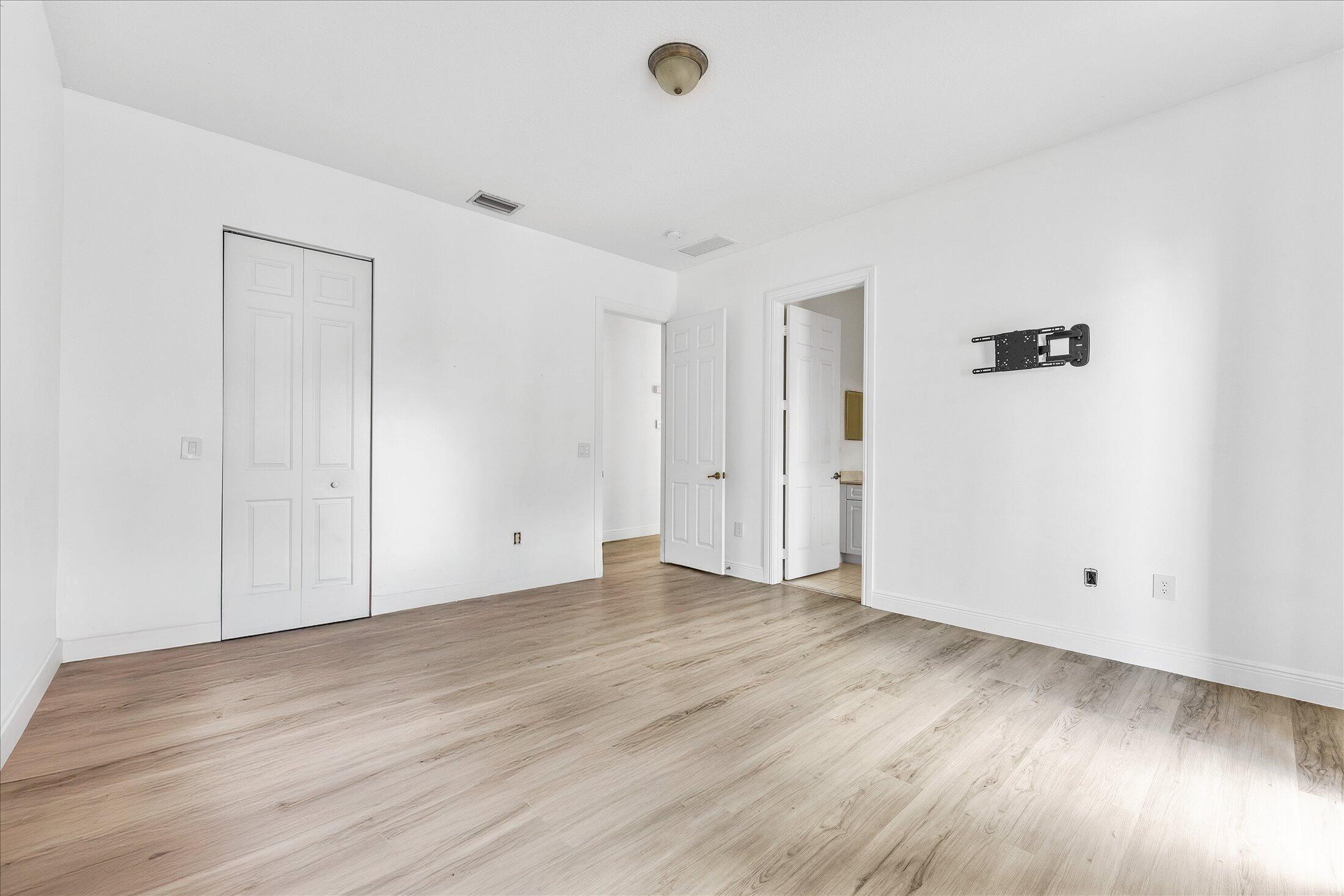 2426 Venetian Way