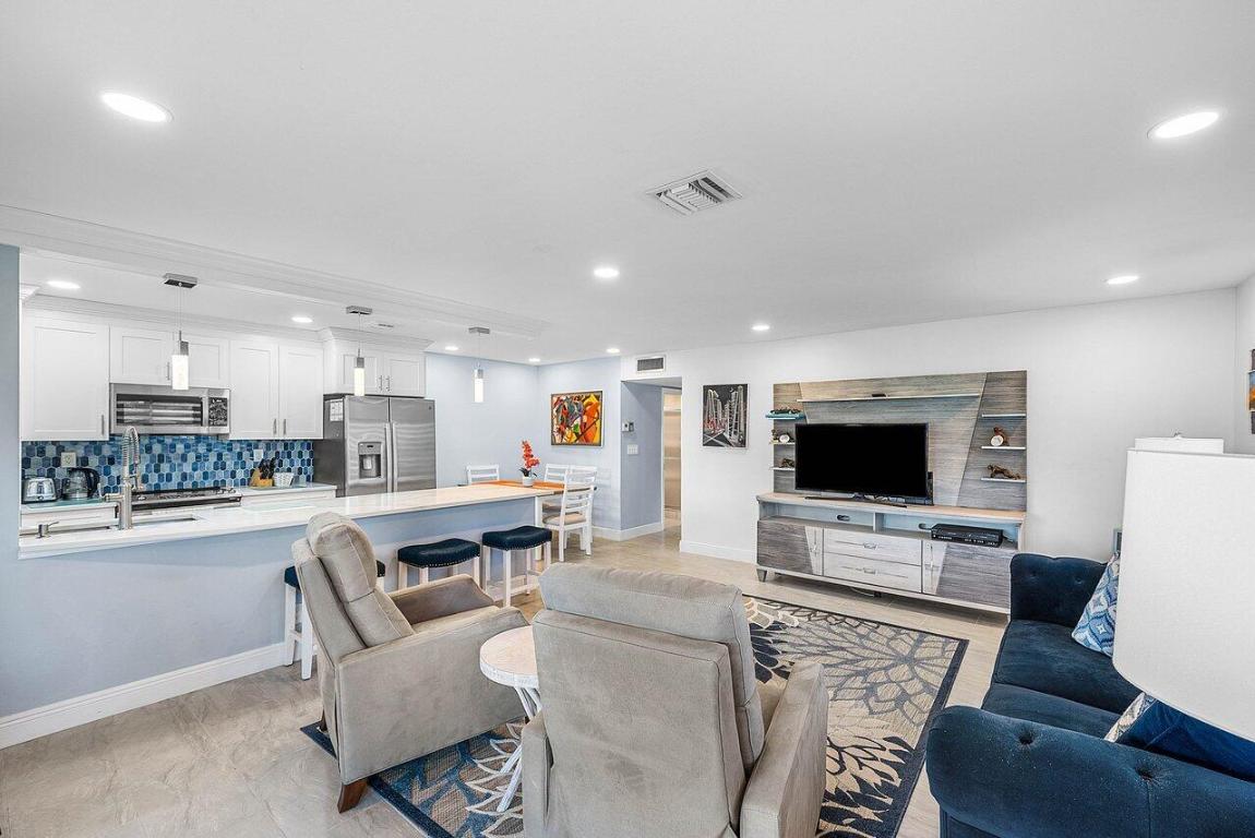 437 High Point Boulevard D