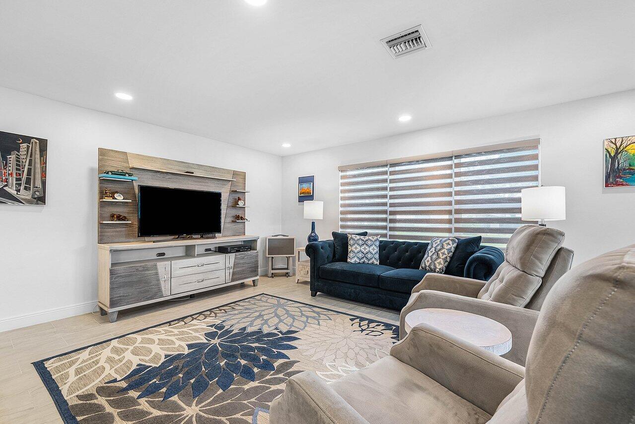 437 High Point Boulevard D