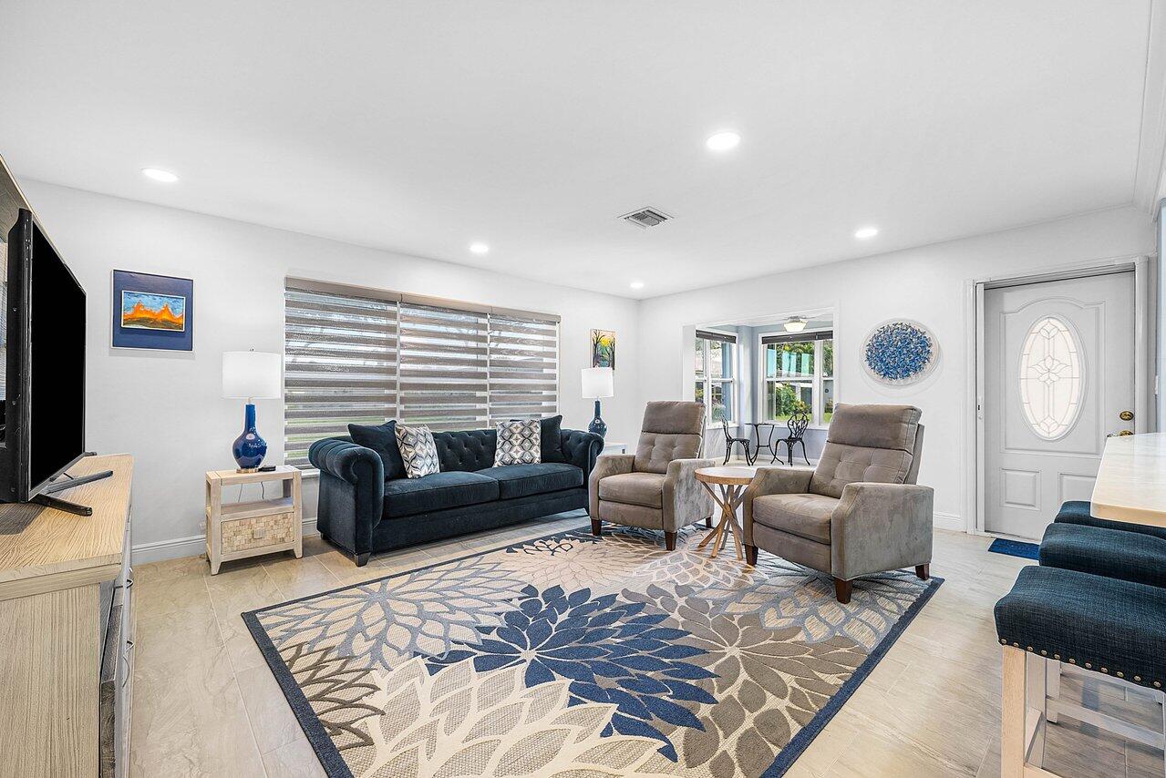 437 High Point Boulevard D