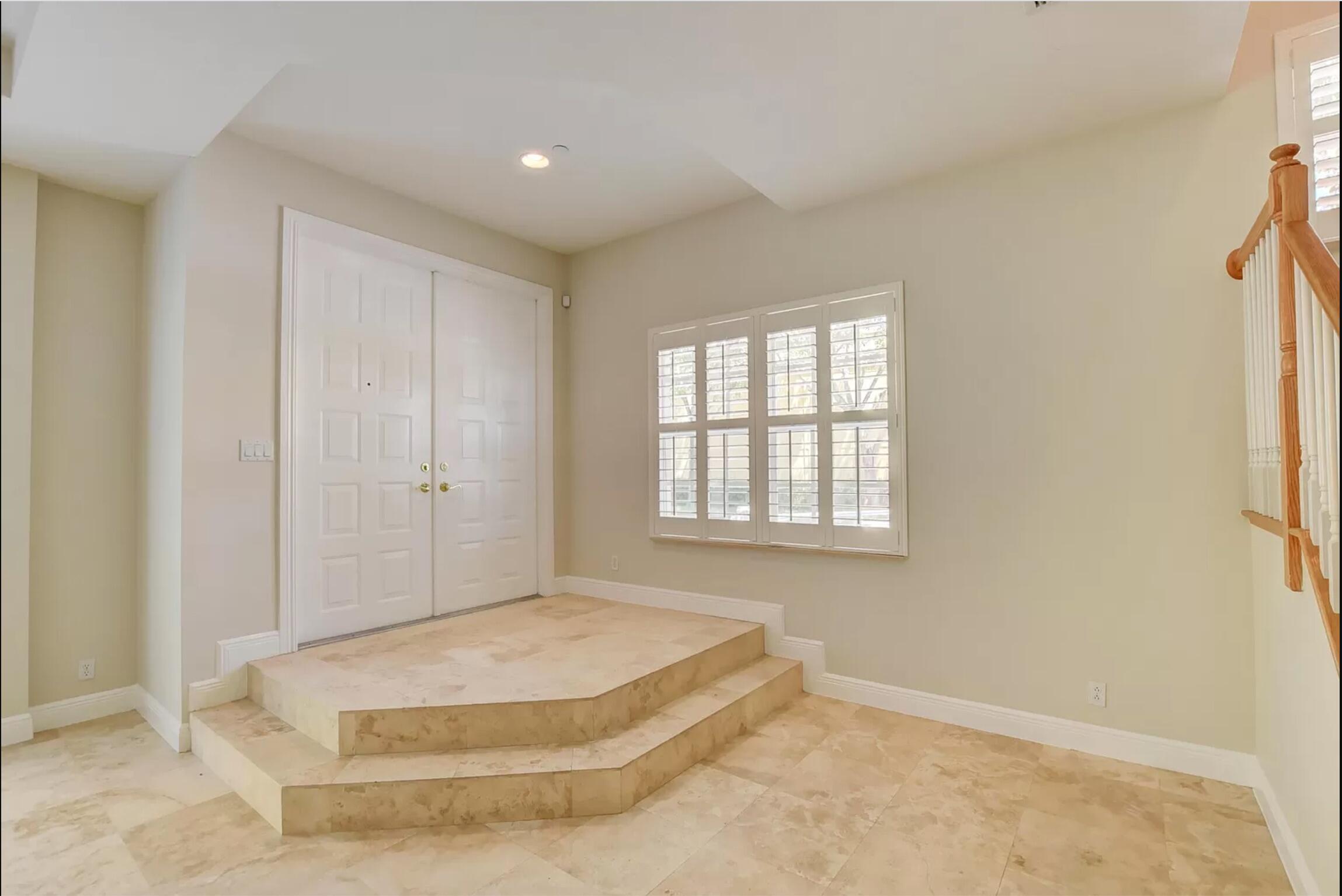 545 NE 69th Circle