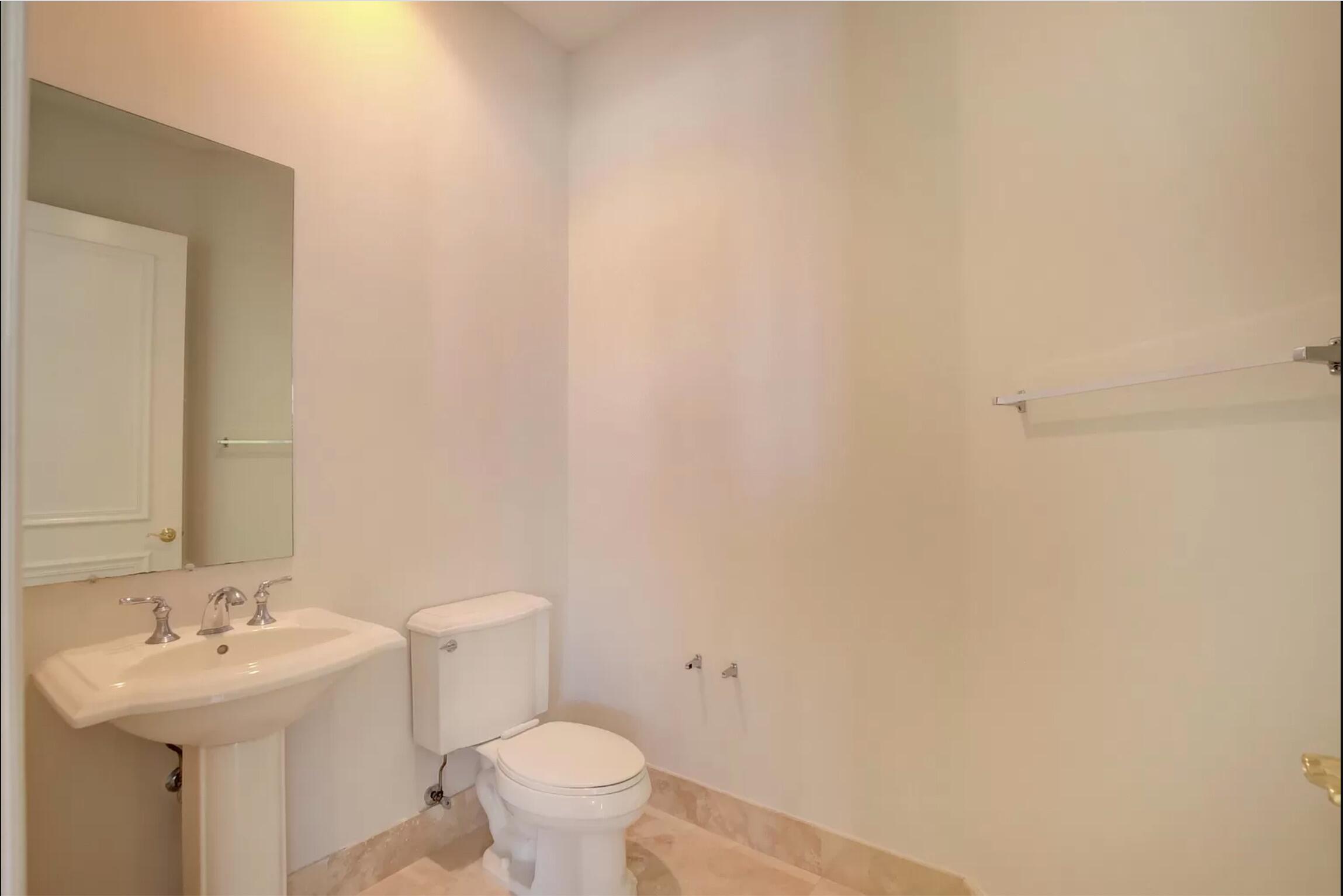 545 NE 69th Circle
