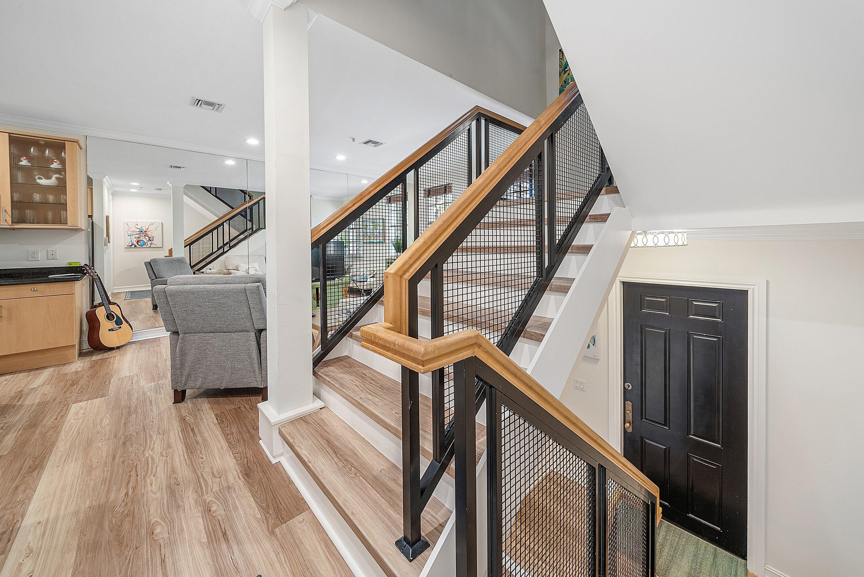 75 NE 5th Avenue I