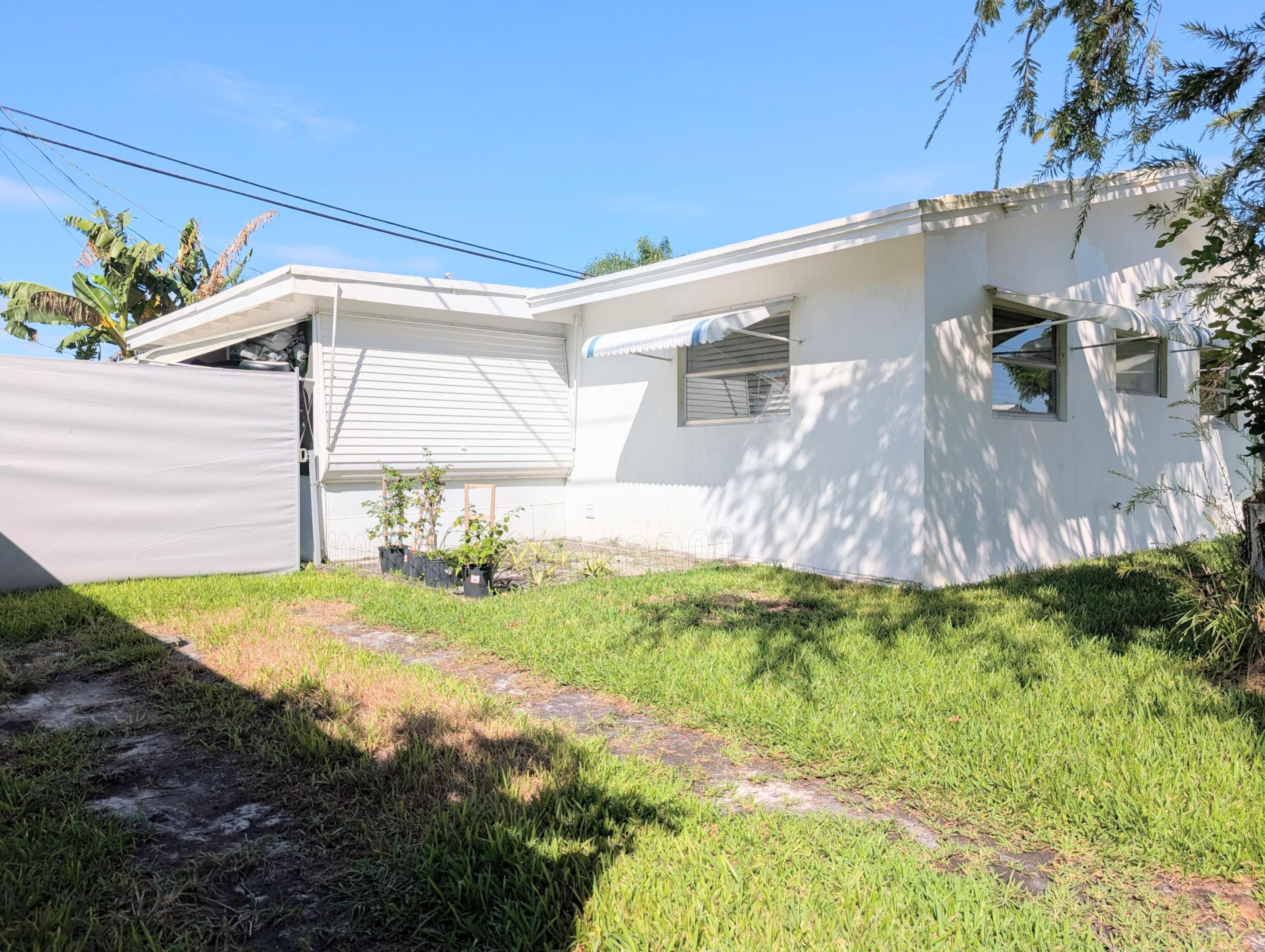 2700 NW 52nd Street