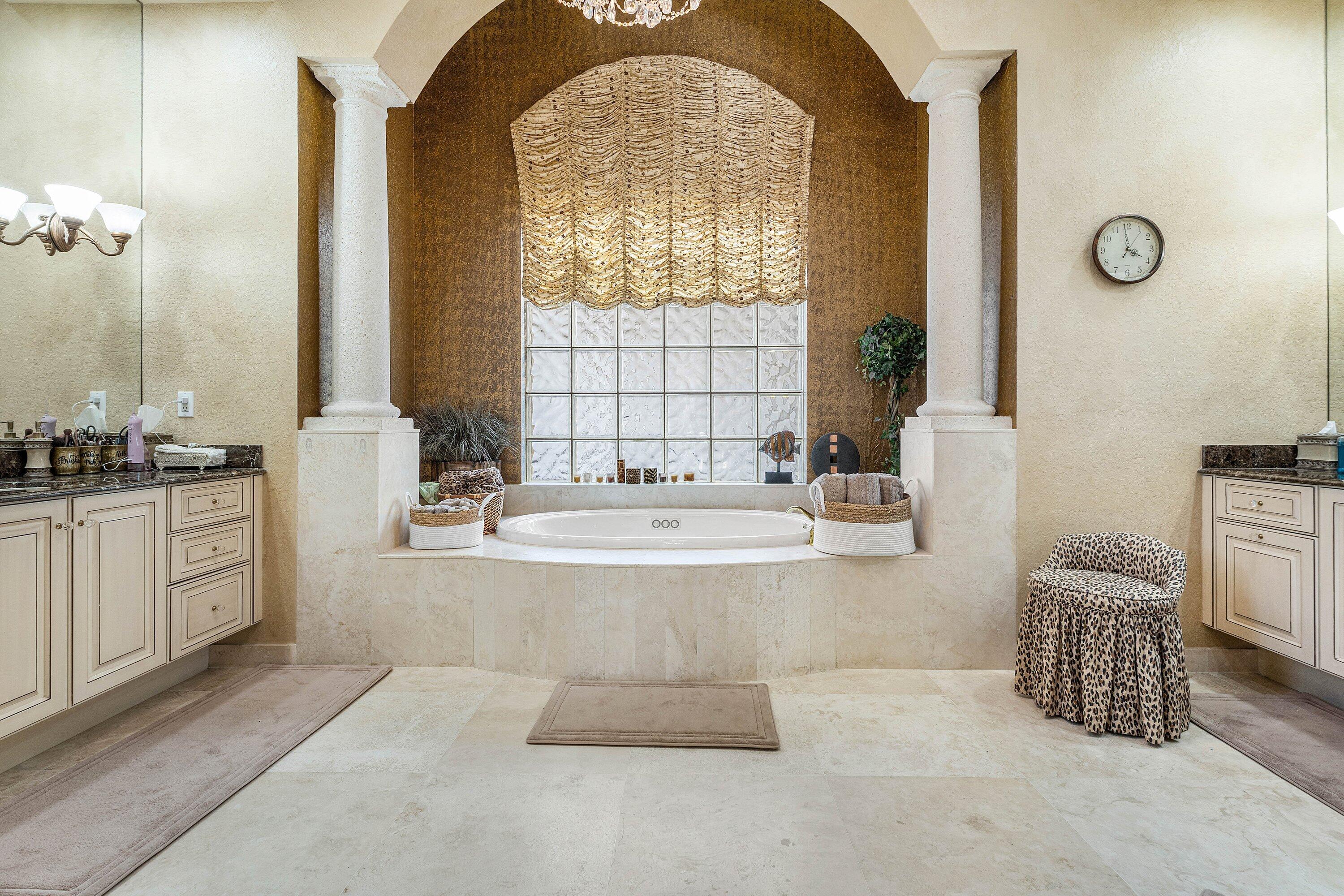 3879 Landings Drive