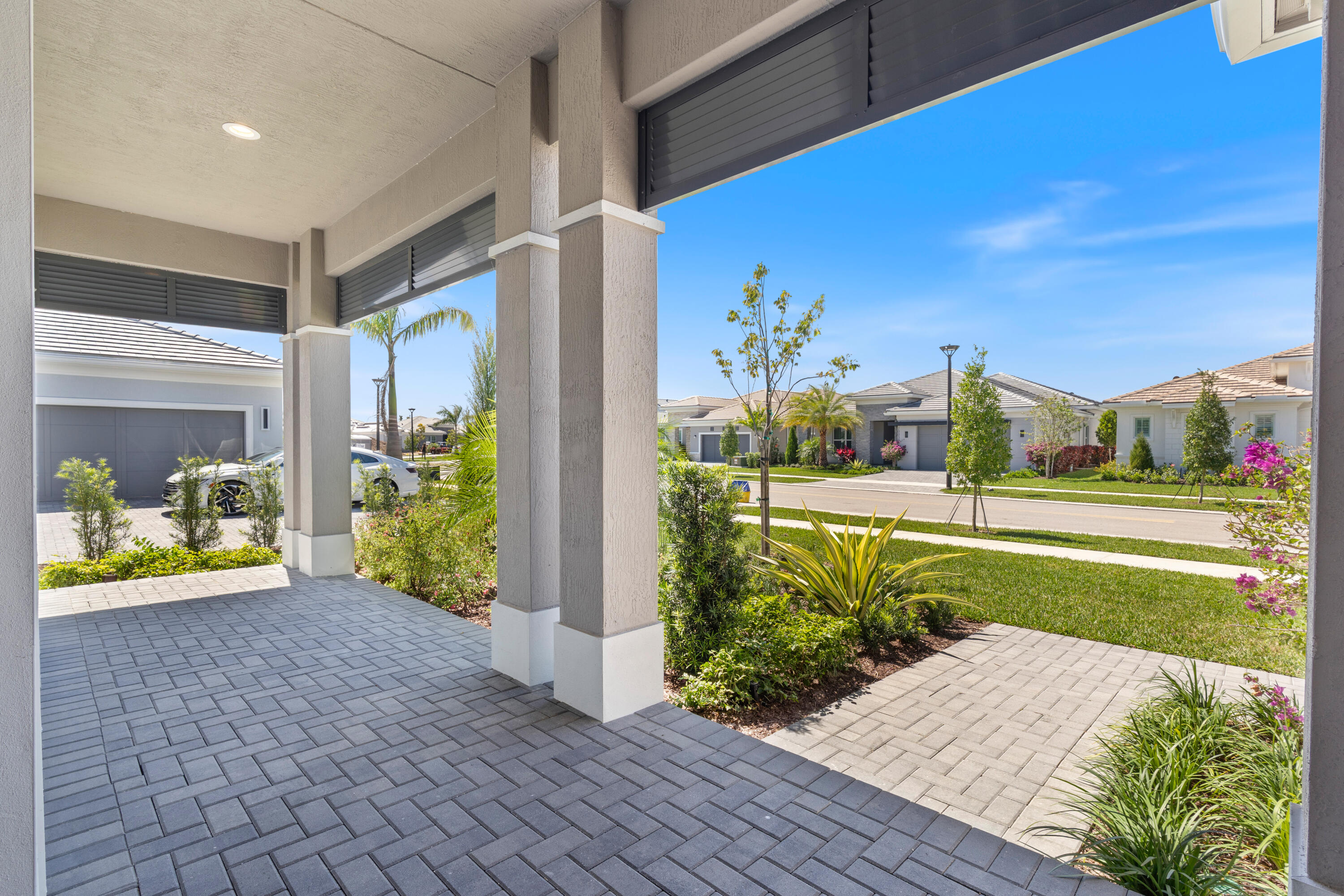 10044 Timber Creek Way