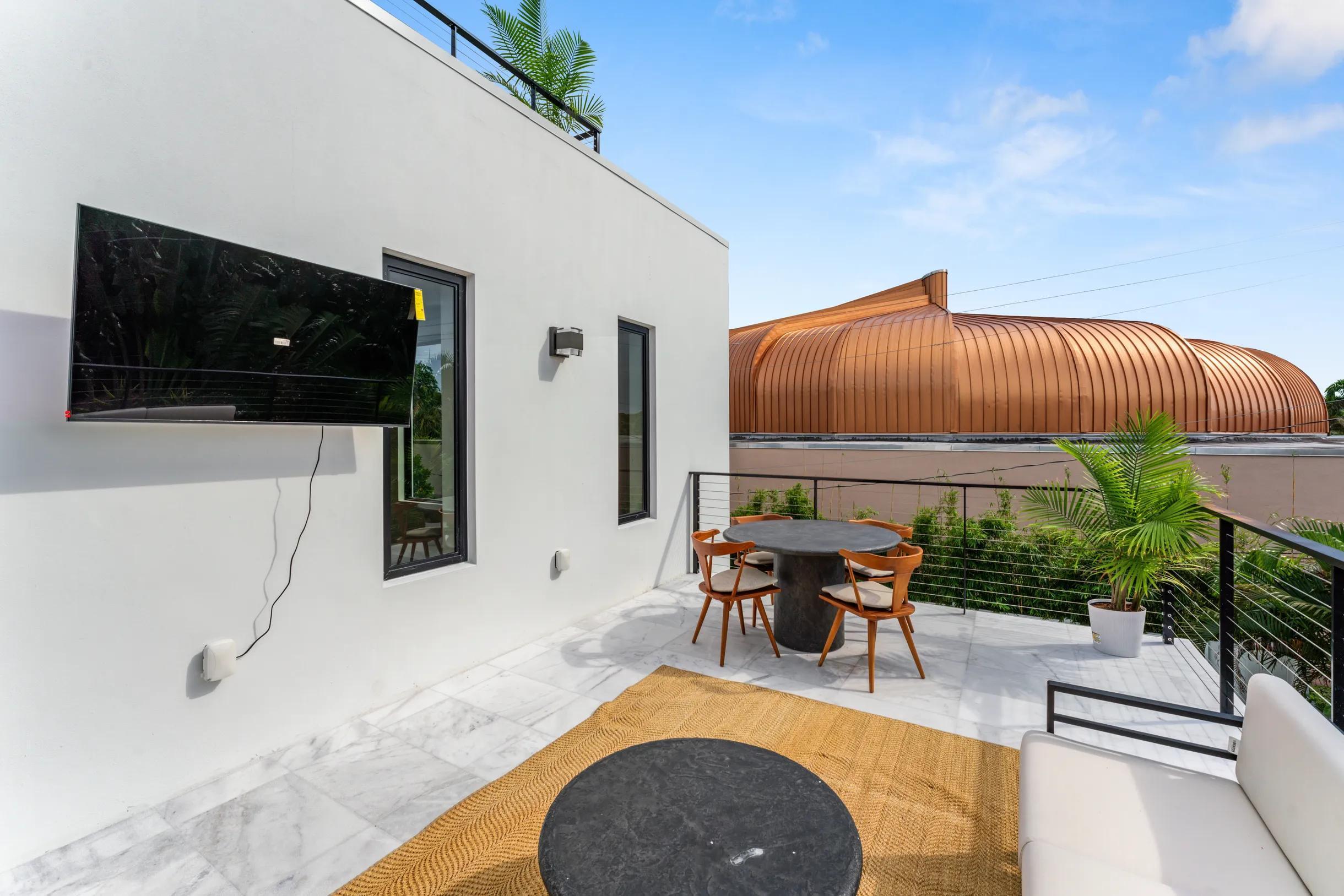 214 28th Street