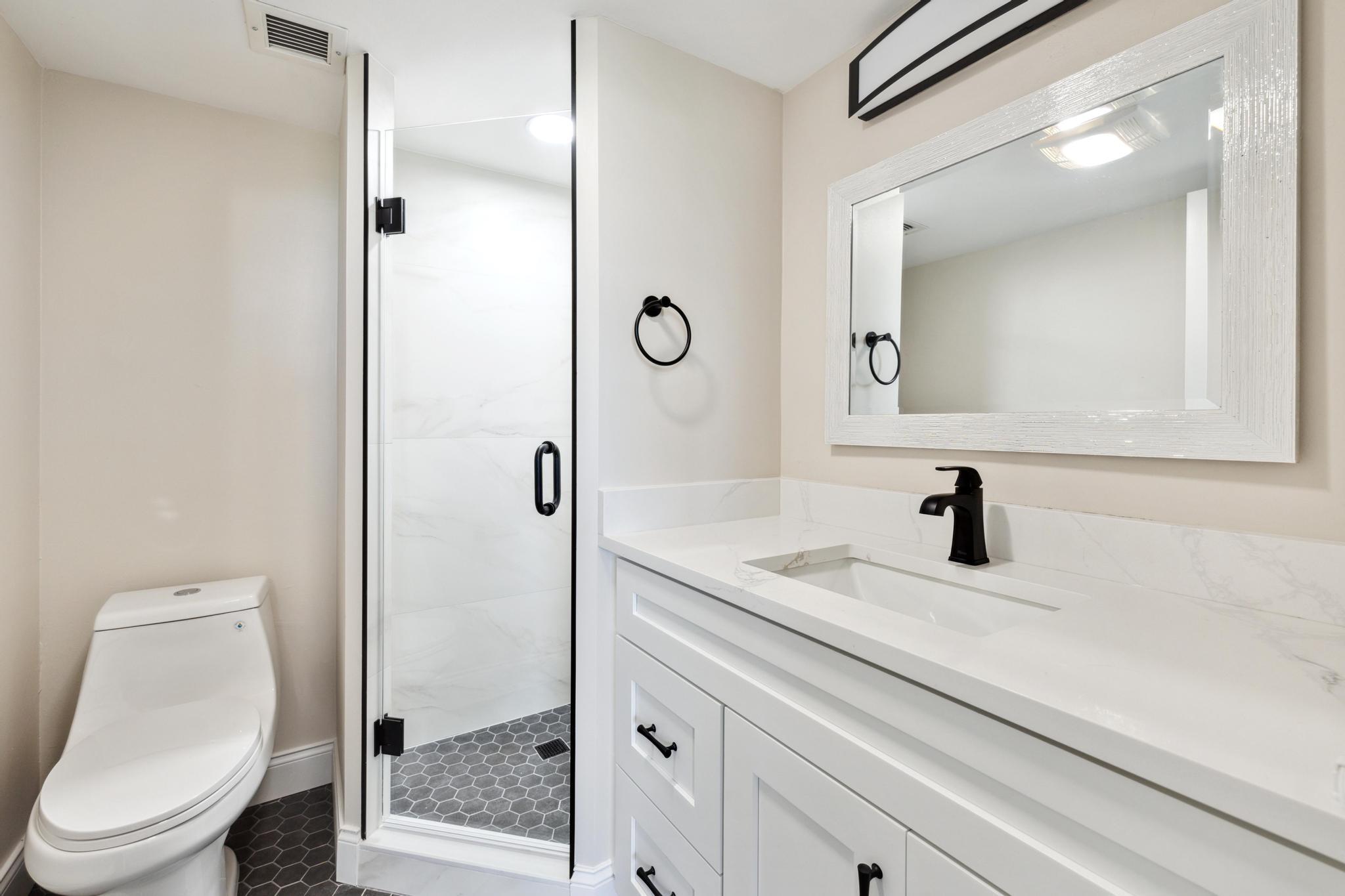 4 Royal Palm Way 2080