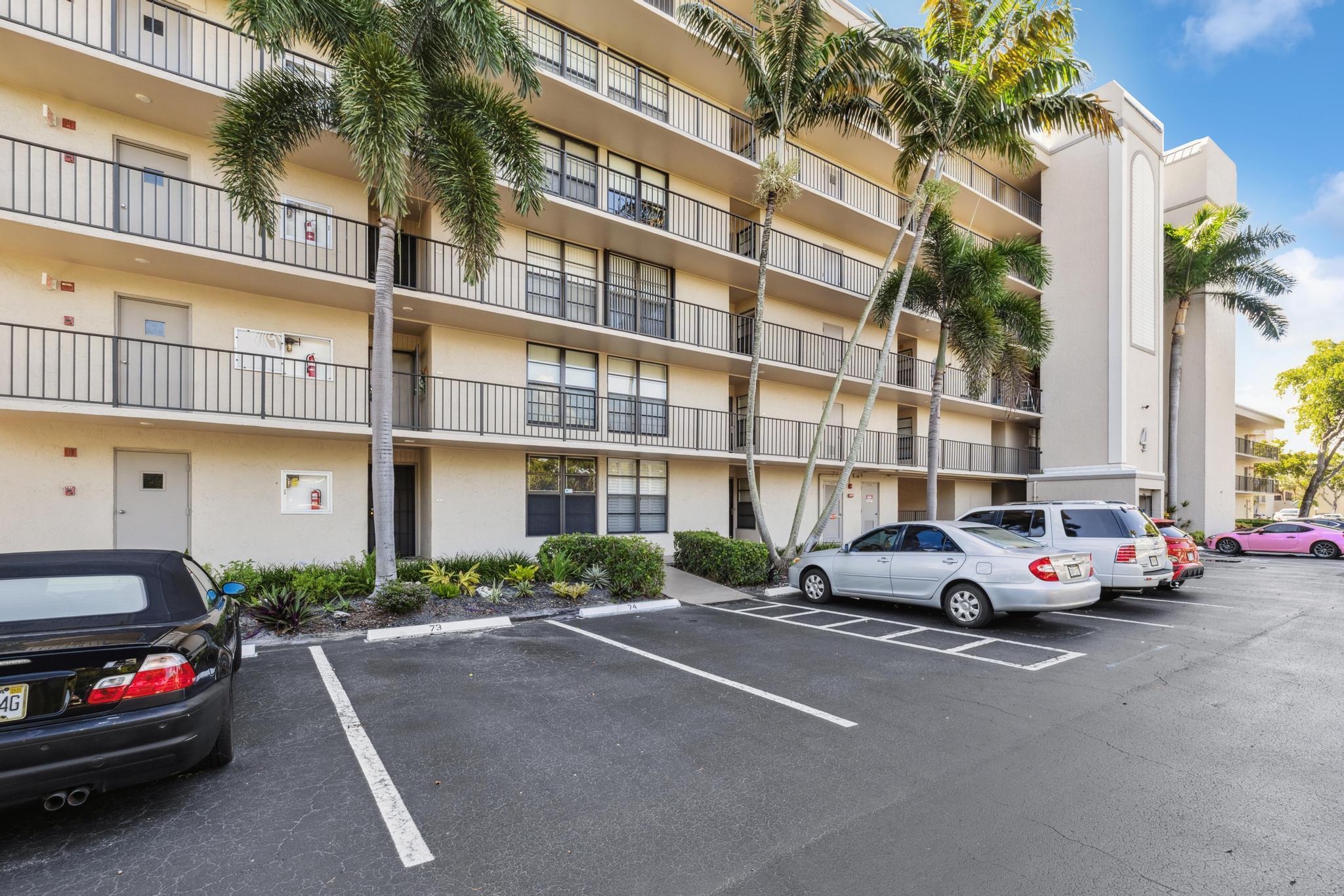 4 Royal Palm Way 2080