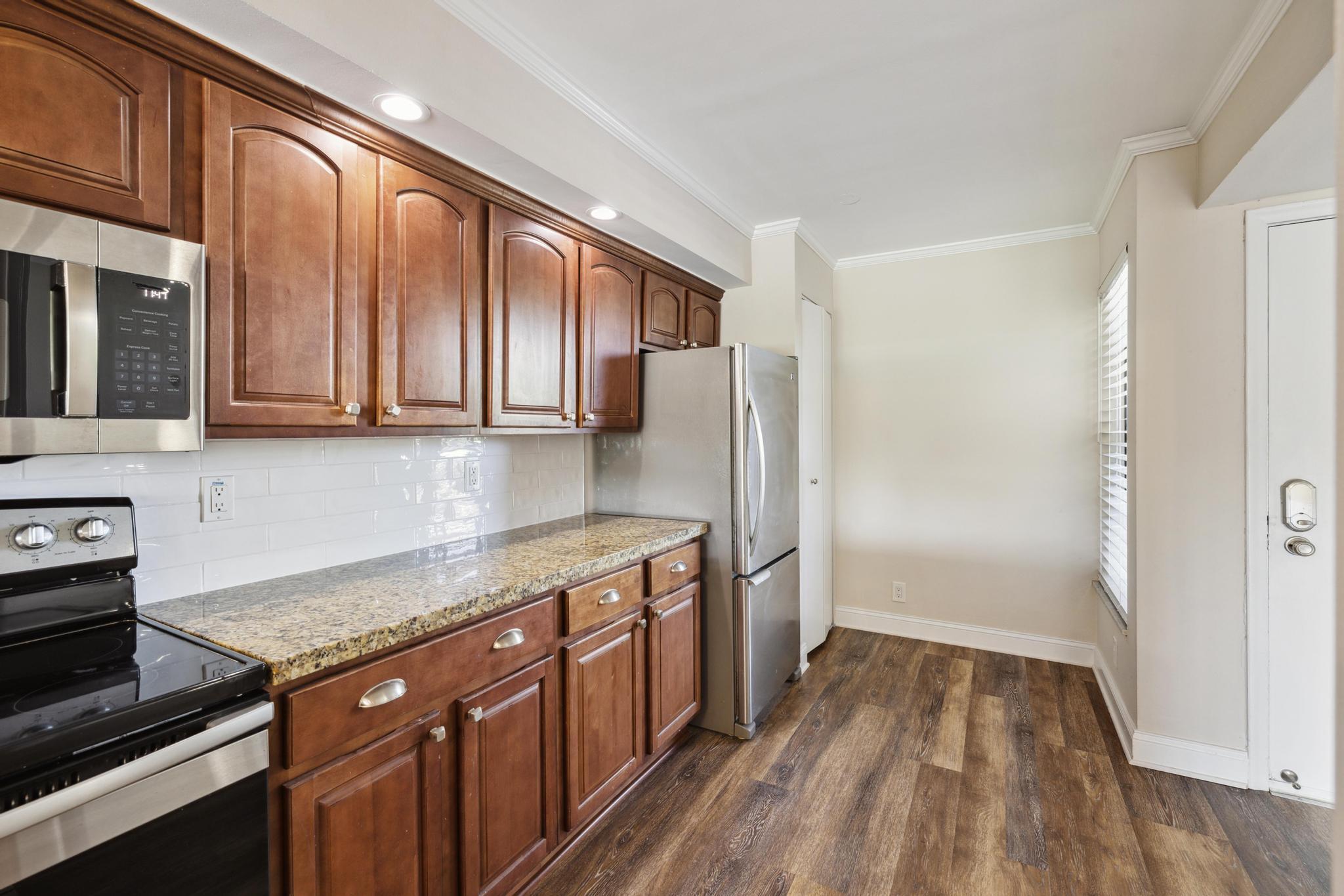 4 Royal Palm Way 2080