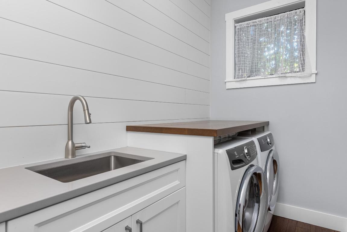 940 Greenbriar Drive