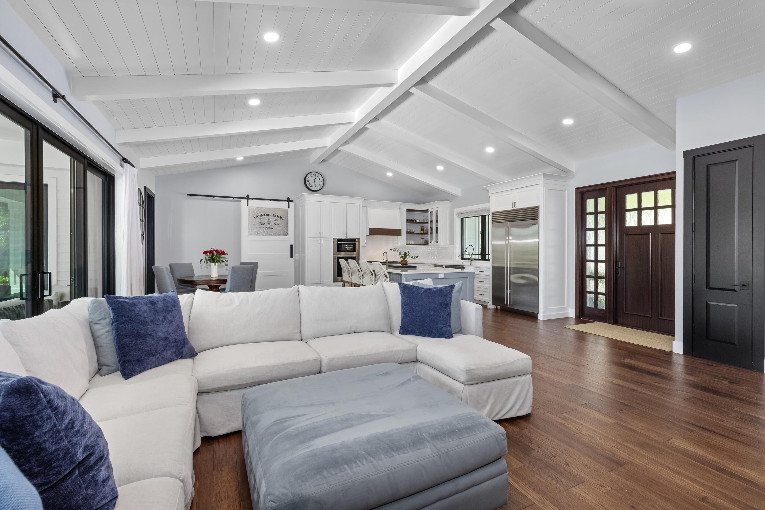 940 Greenbriar Drive