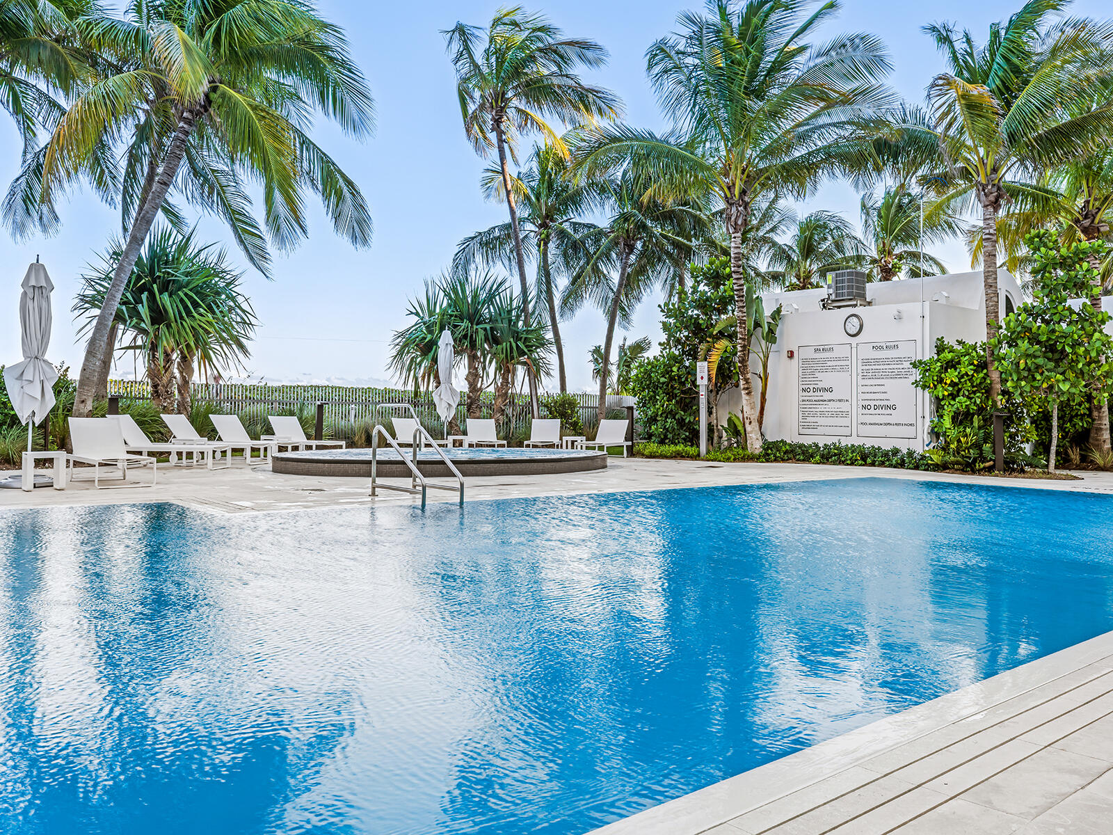 6365 Collins Avenue 1911