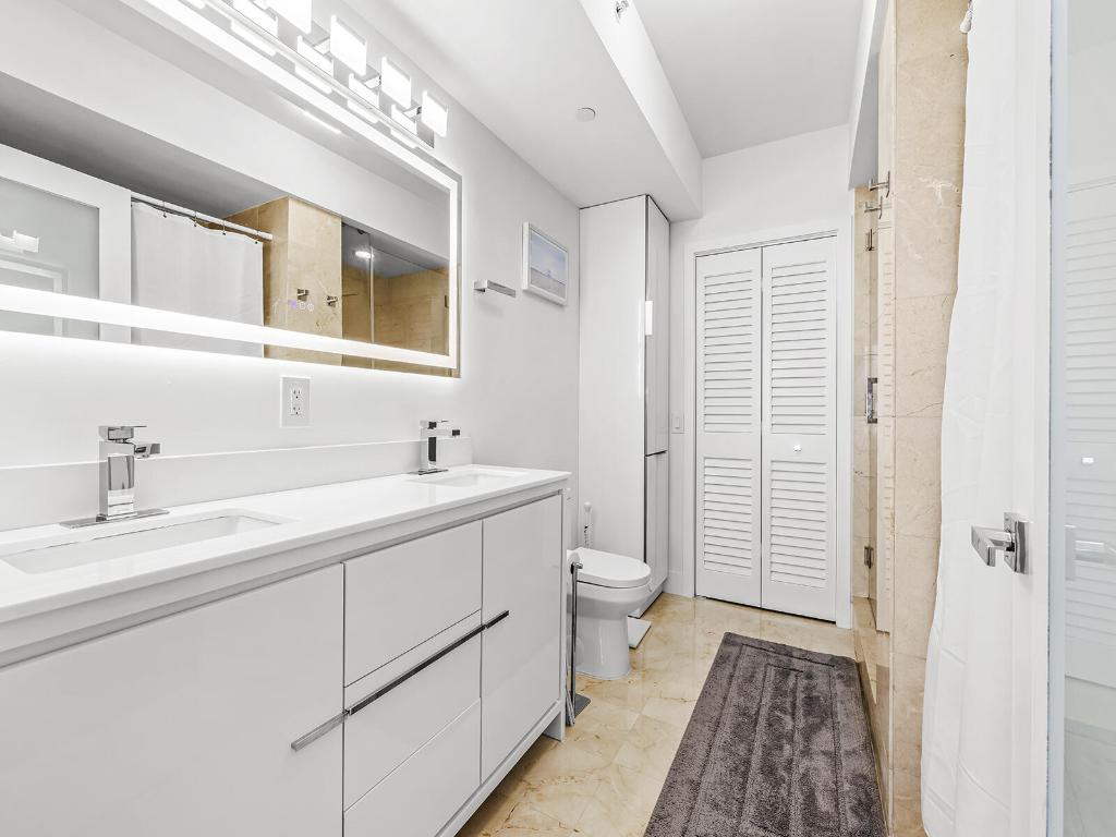 6365 Collins Avenue 1911