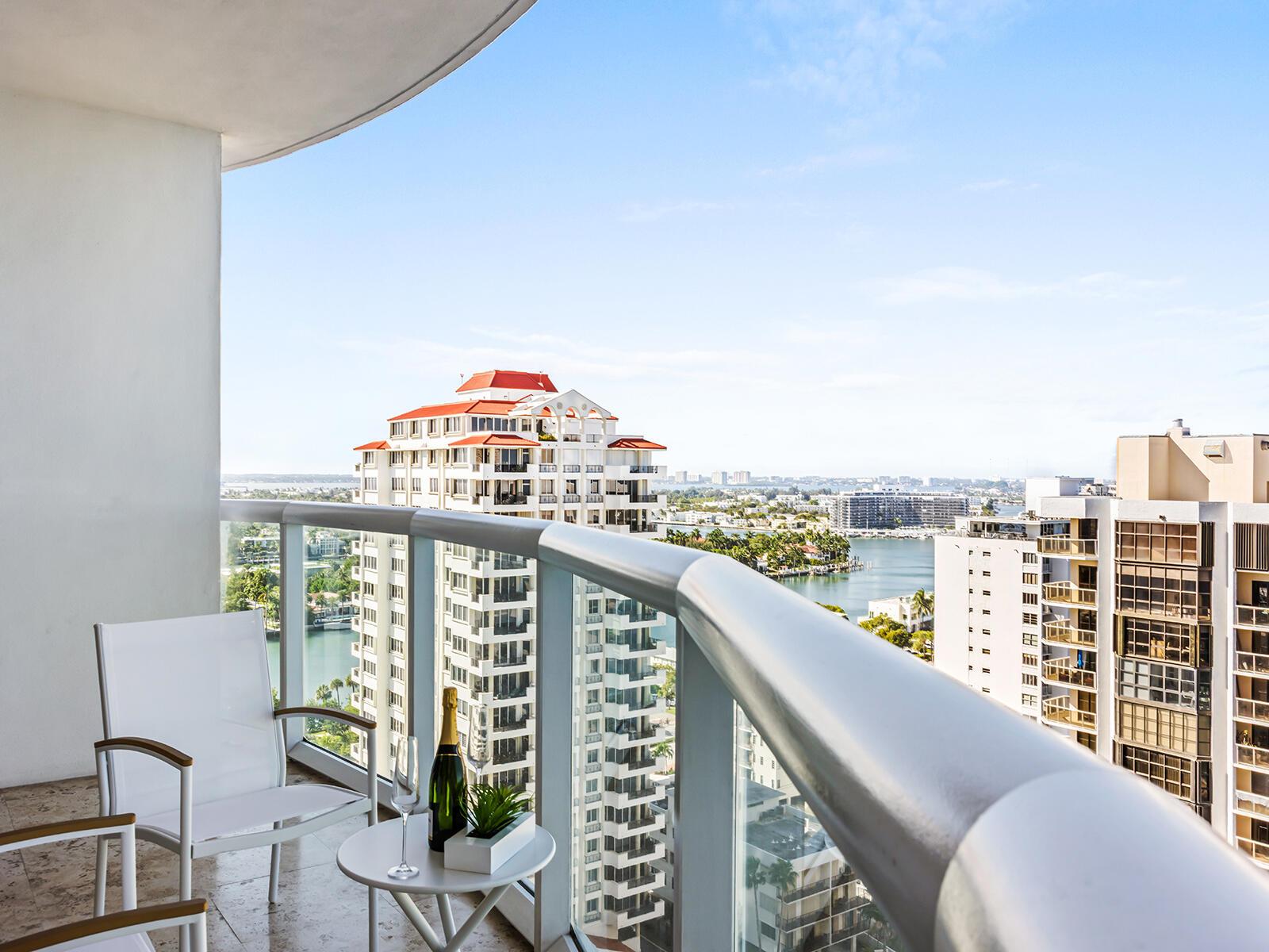 6365 Collins Avenue 1911