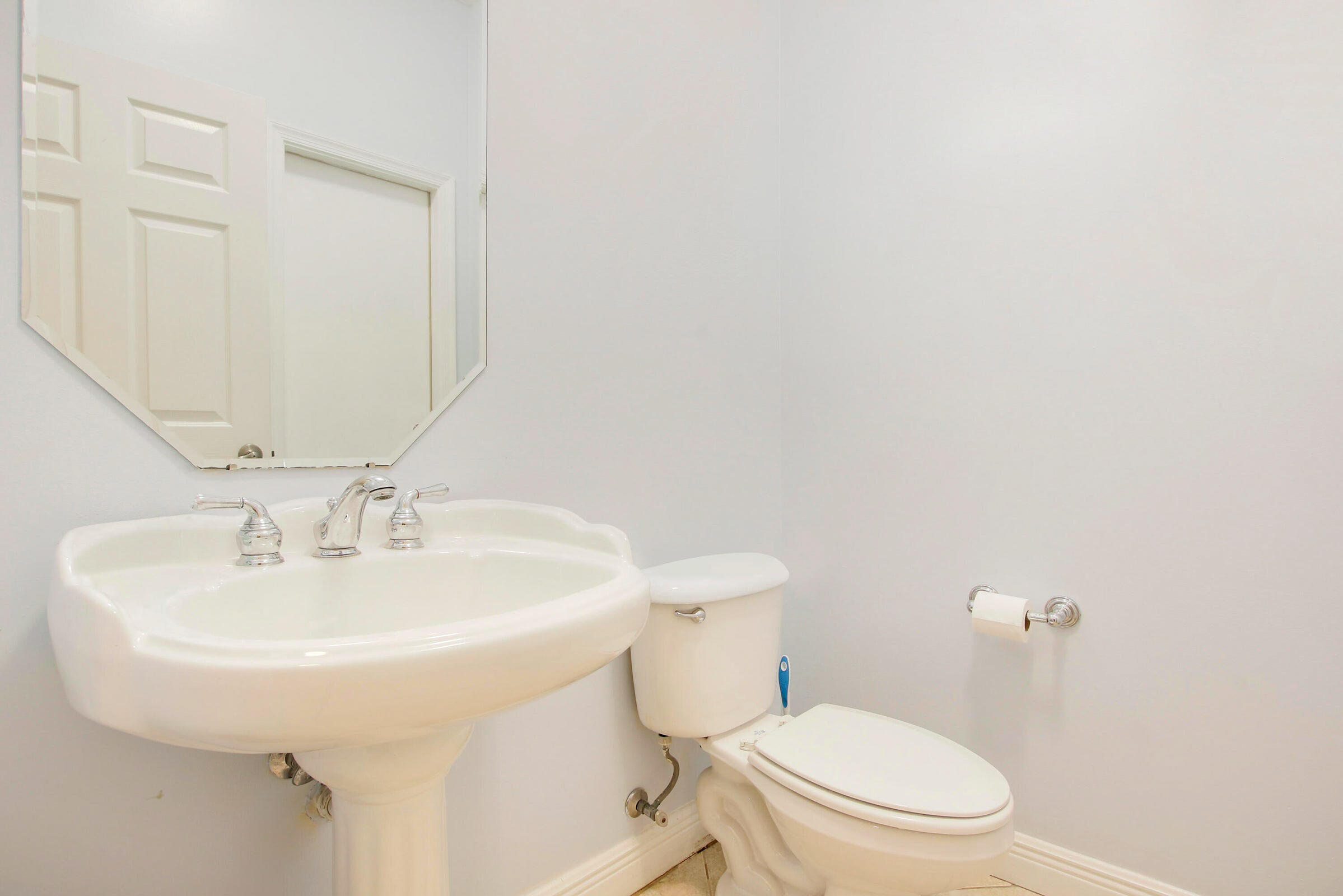 1258 Pebble Ridge Lane