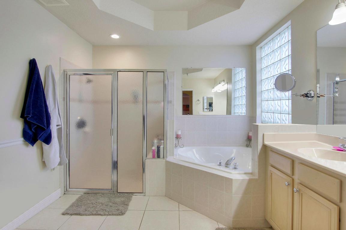 1258 Pebble Ridge Lane