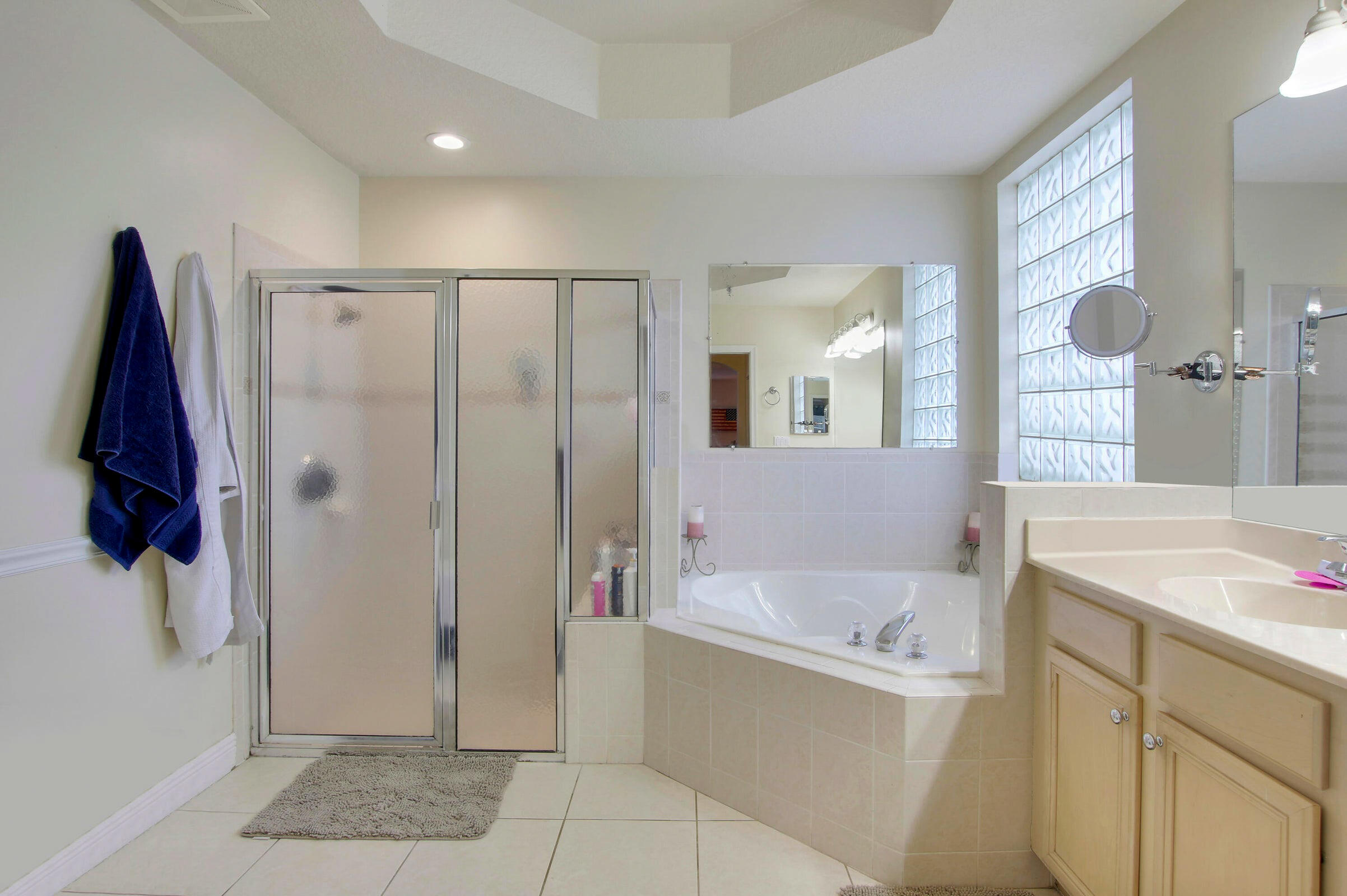 1258 Pebble Ridge Lane