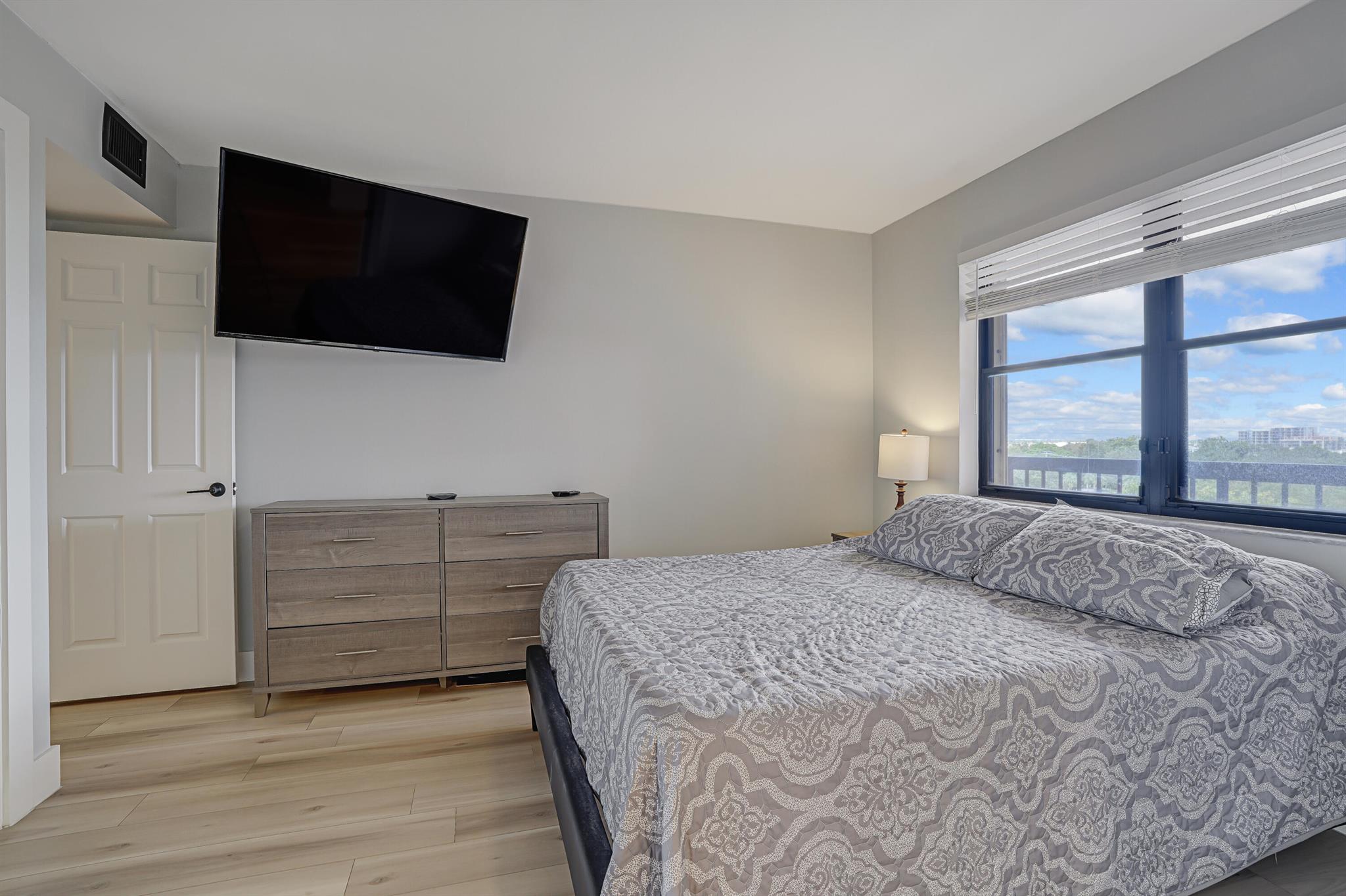 374 Golfview Road 602